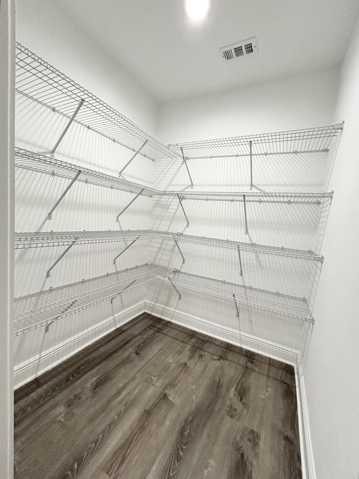 BEACONS BEND - Residential