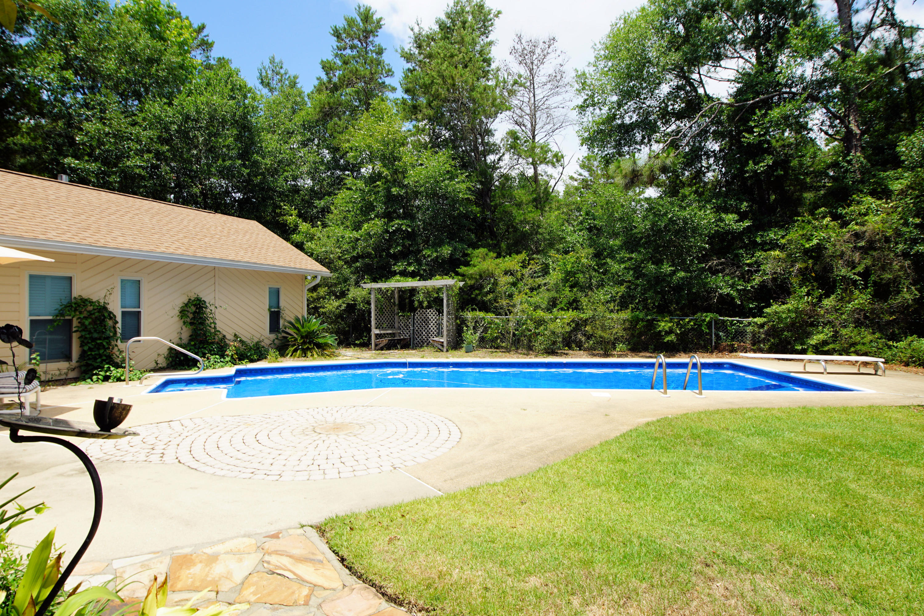 Lake Lorraine Estates - Residential