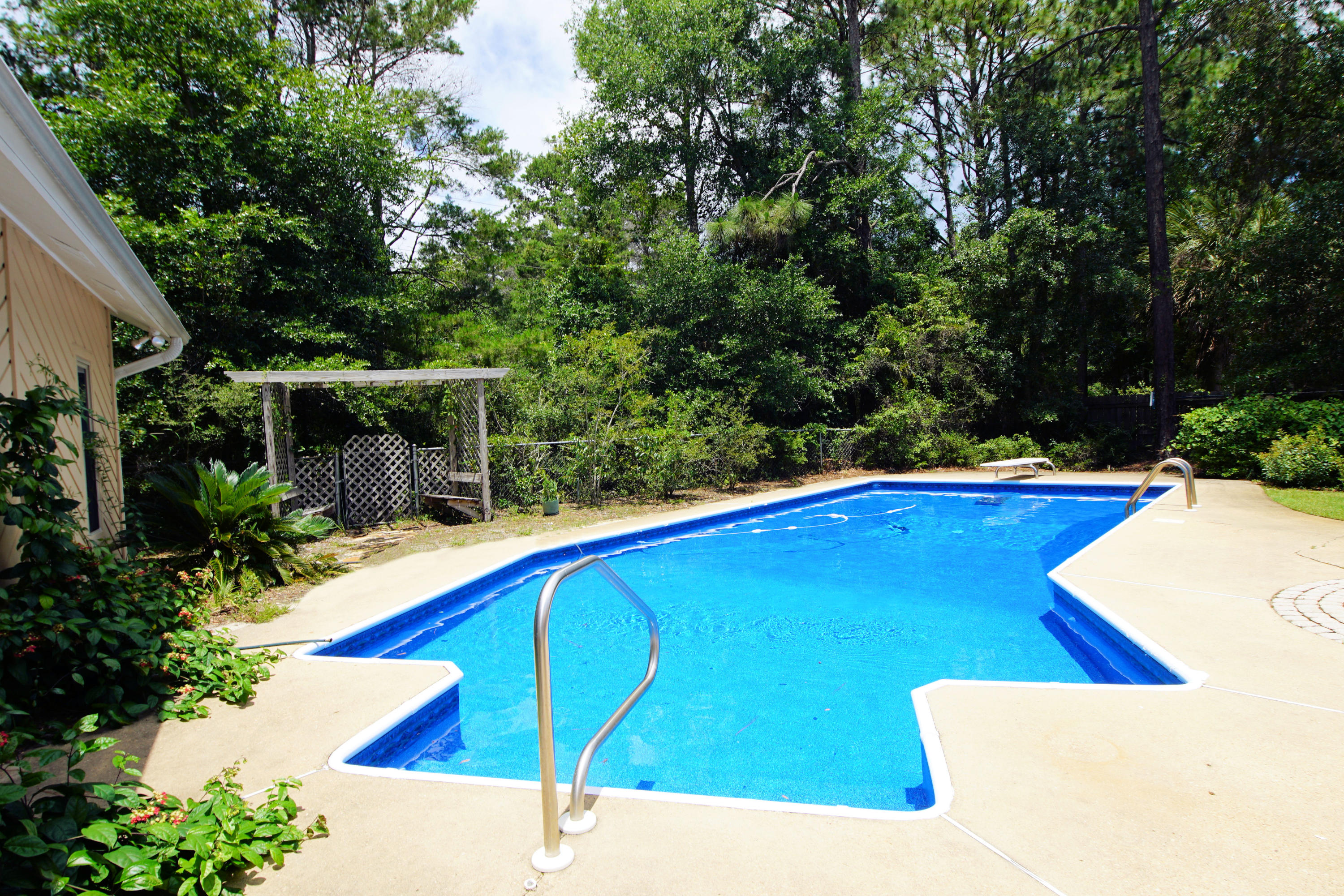 Lake Lorraine Estates - Residential