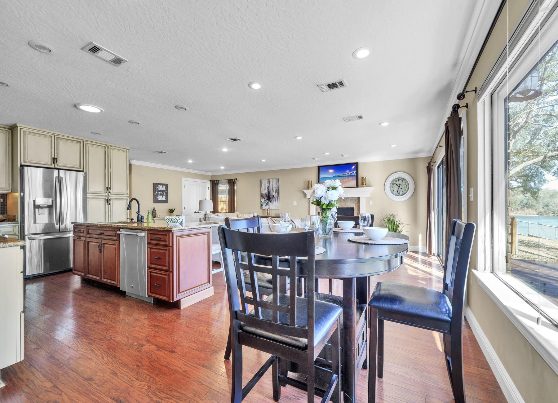 BAYOU WOODS 3RD ADDN - Residential