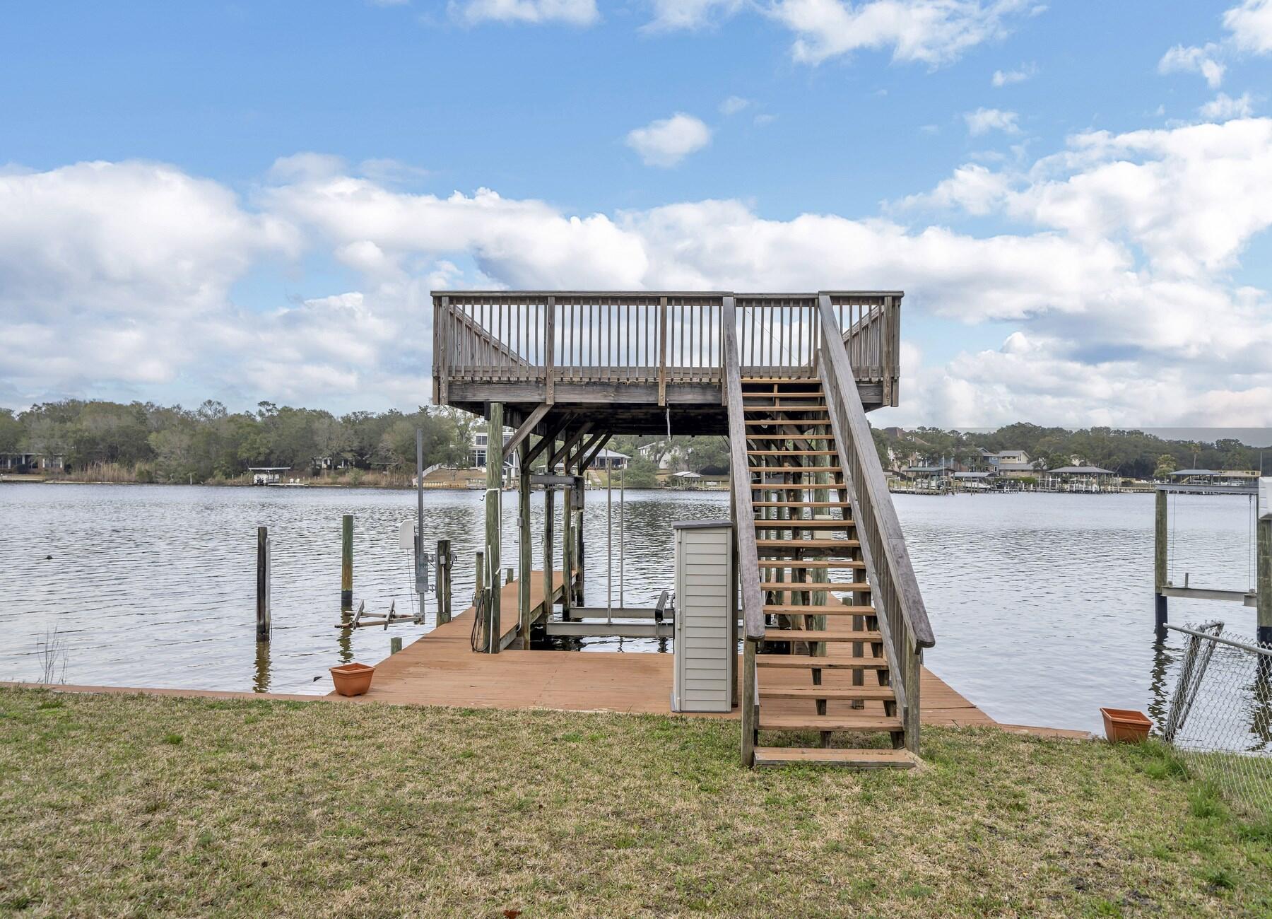 BAYOU WOODS 3RD ADDN - Residential