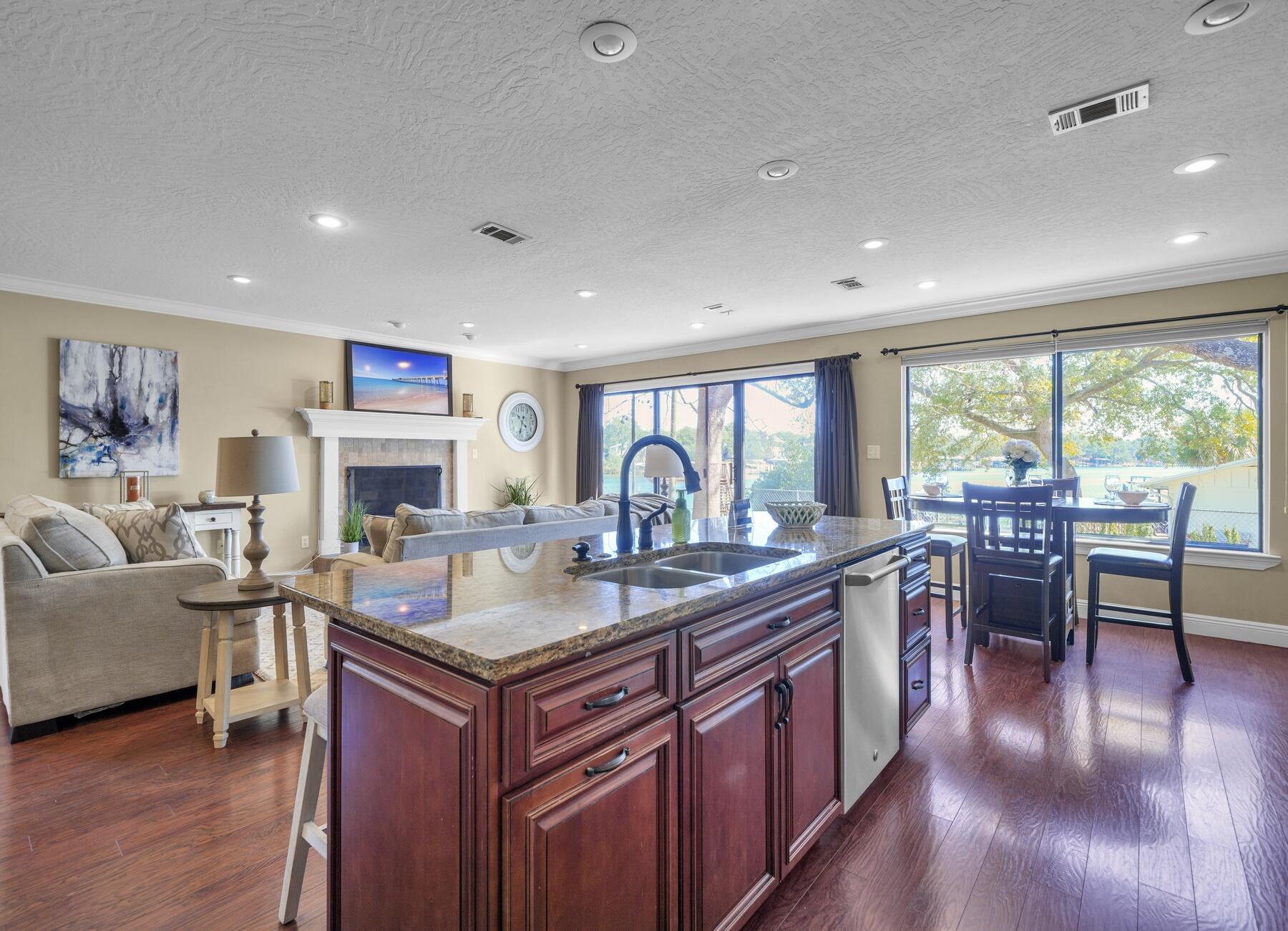 BAYOU WOODS 3RD ADDN - Residential