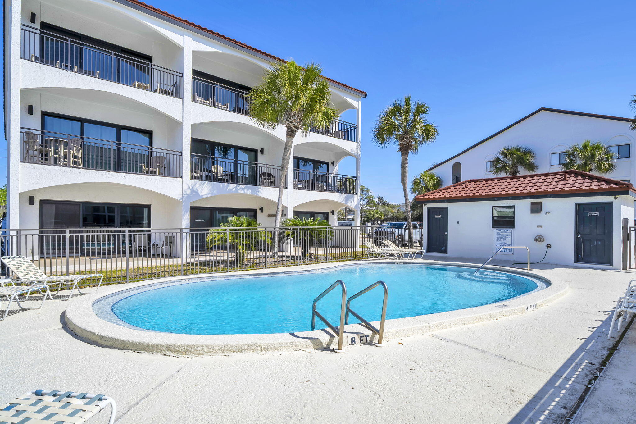 THE PALMS AT SEAGROVE A - Residential