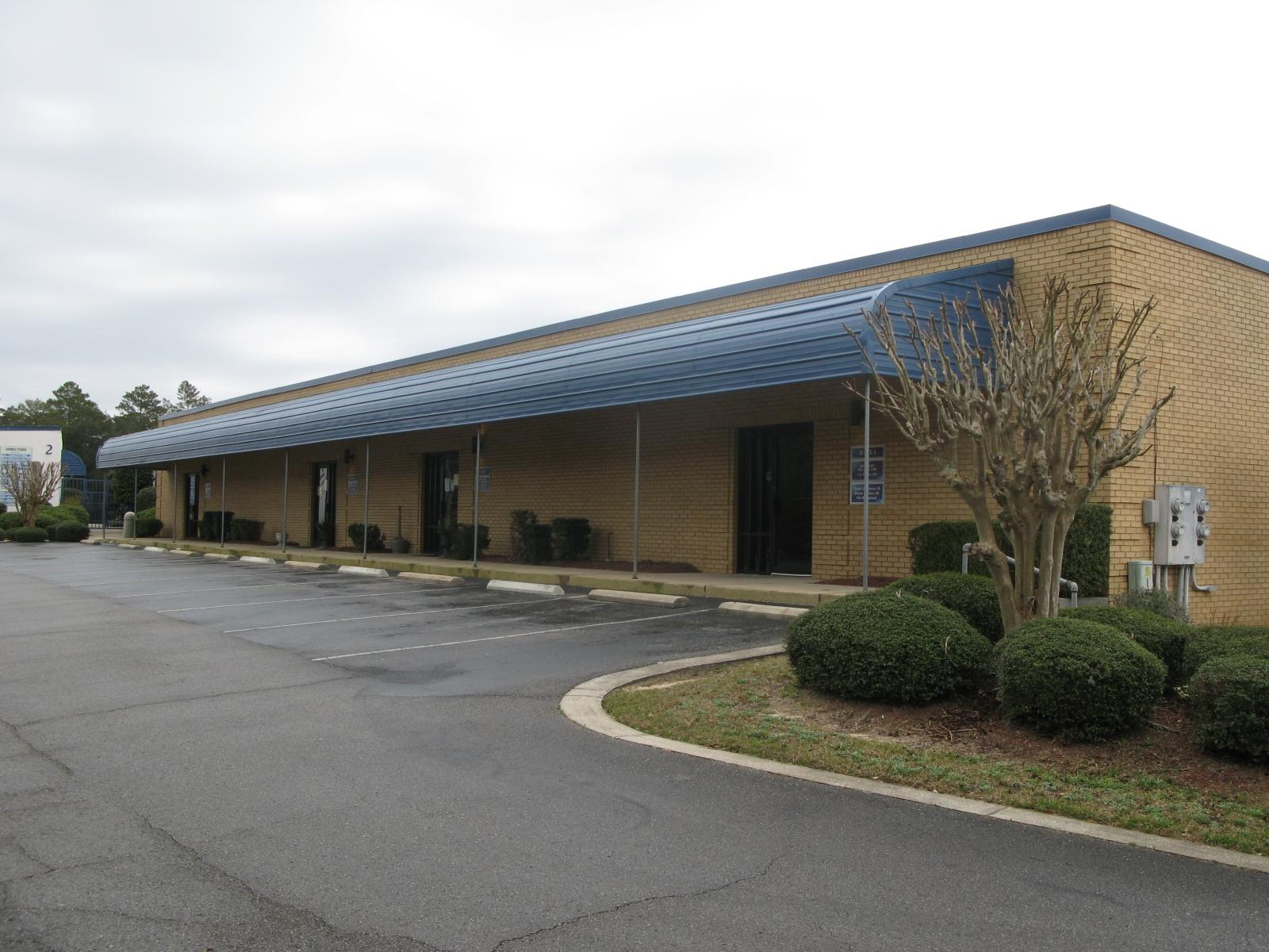 Nice income producing medical office complex with 3 separate buildings with over to $220,000 income in 2013. 1.68 acres and just under 19,000 sqft.
