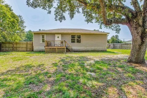 A home in Navarre