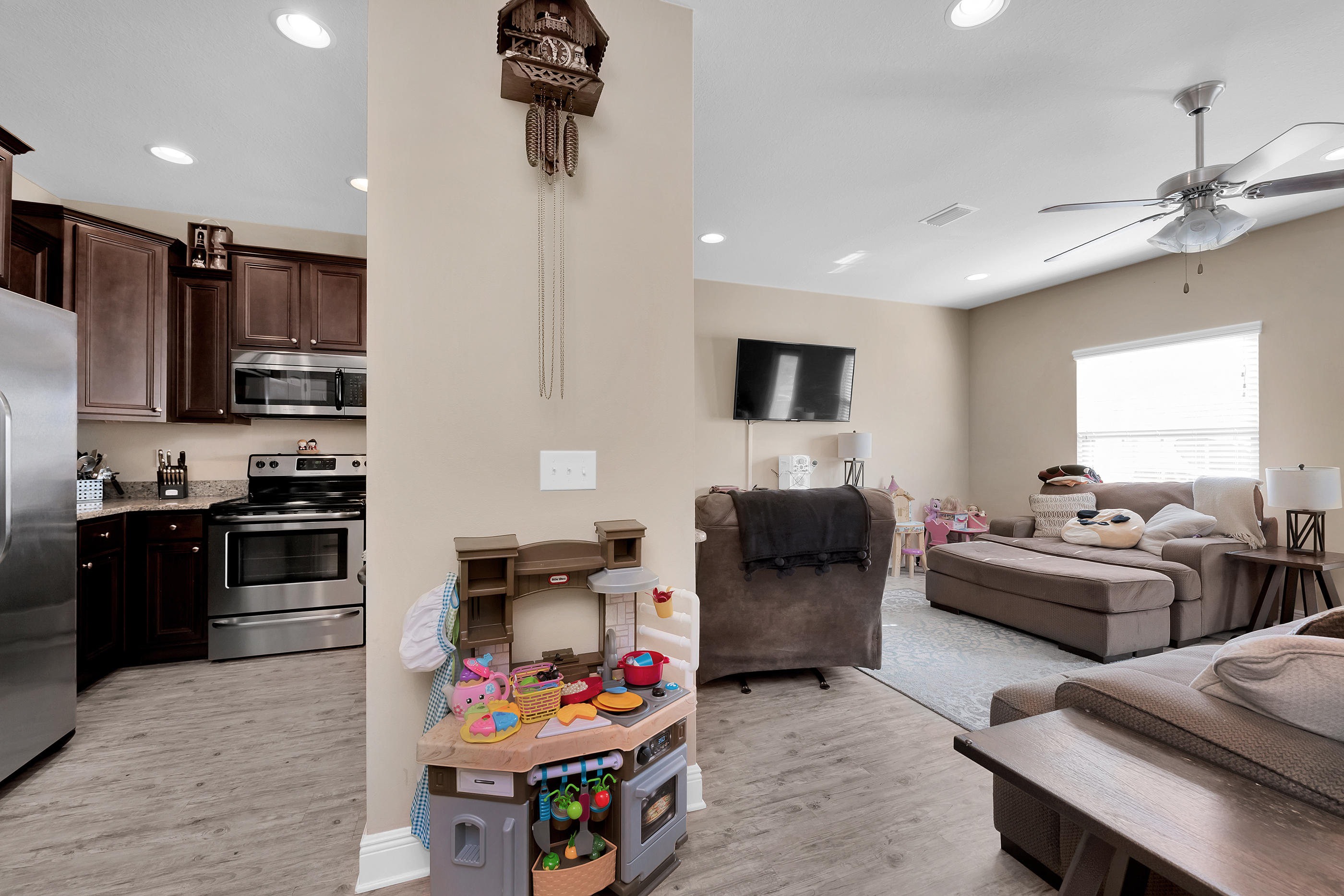 RESERVE POINTE - Residential