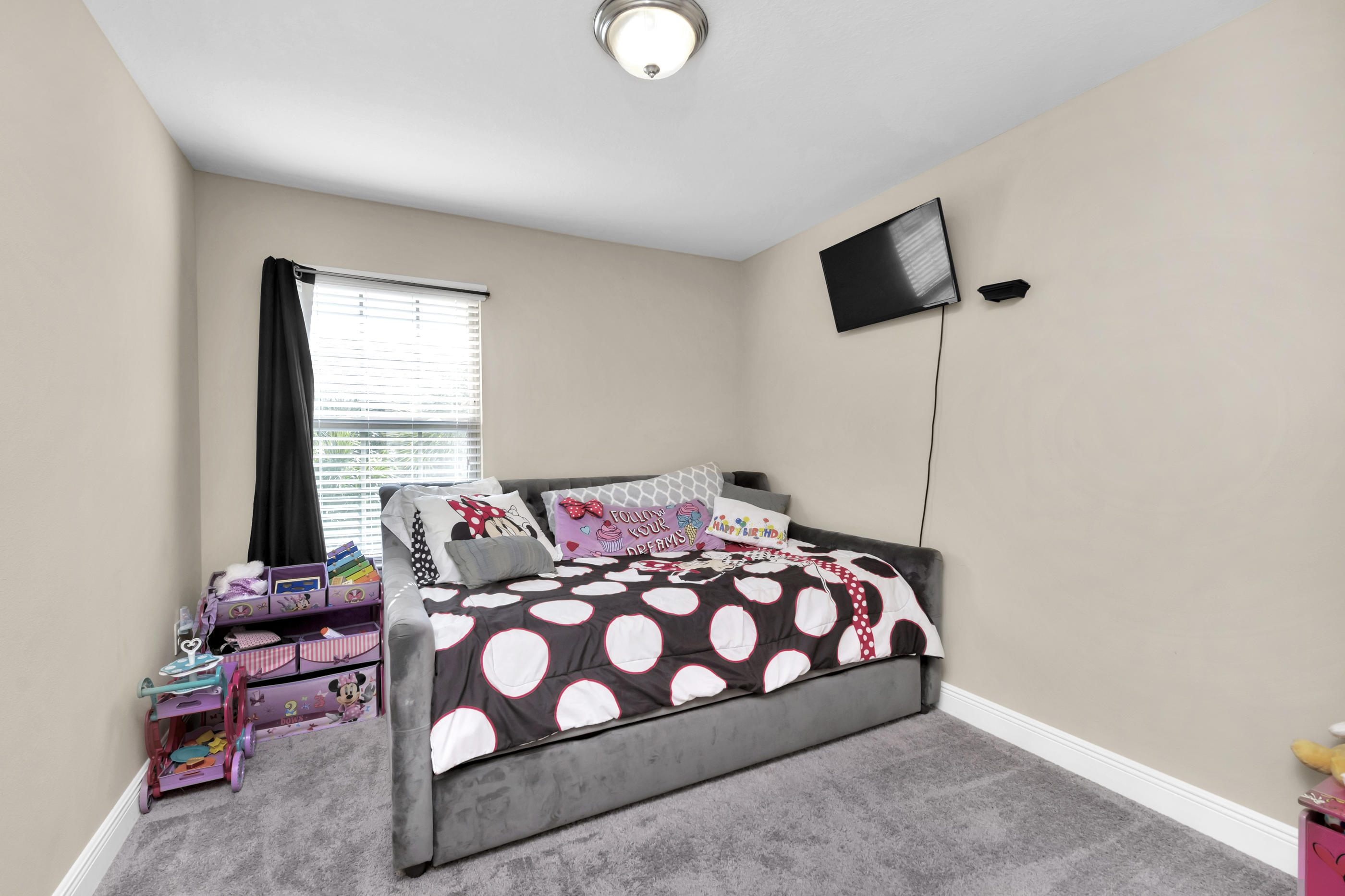 RESERVE POINTE - Residential