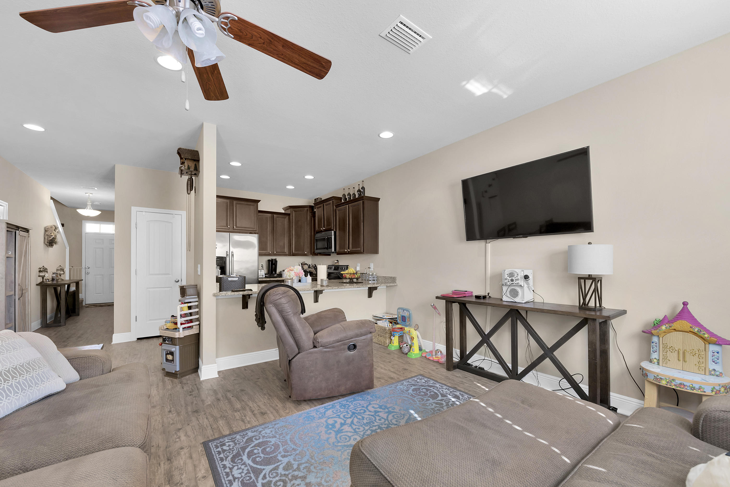 RESERVE POINTE - Residential