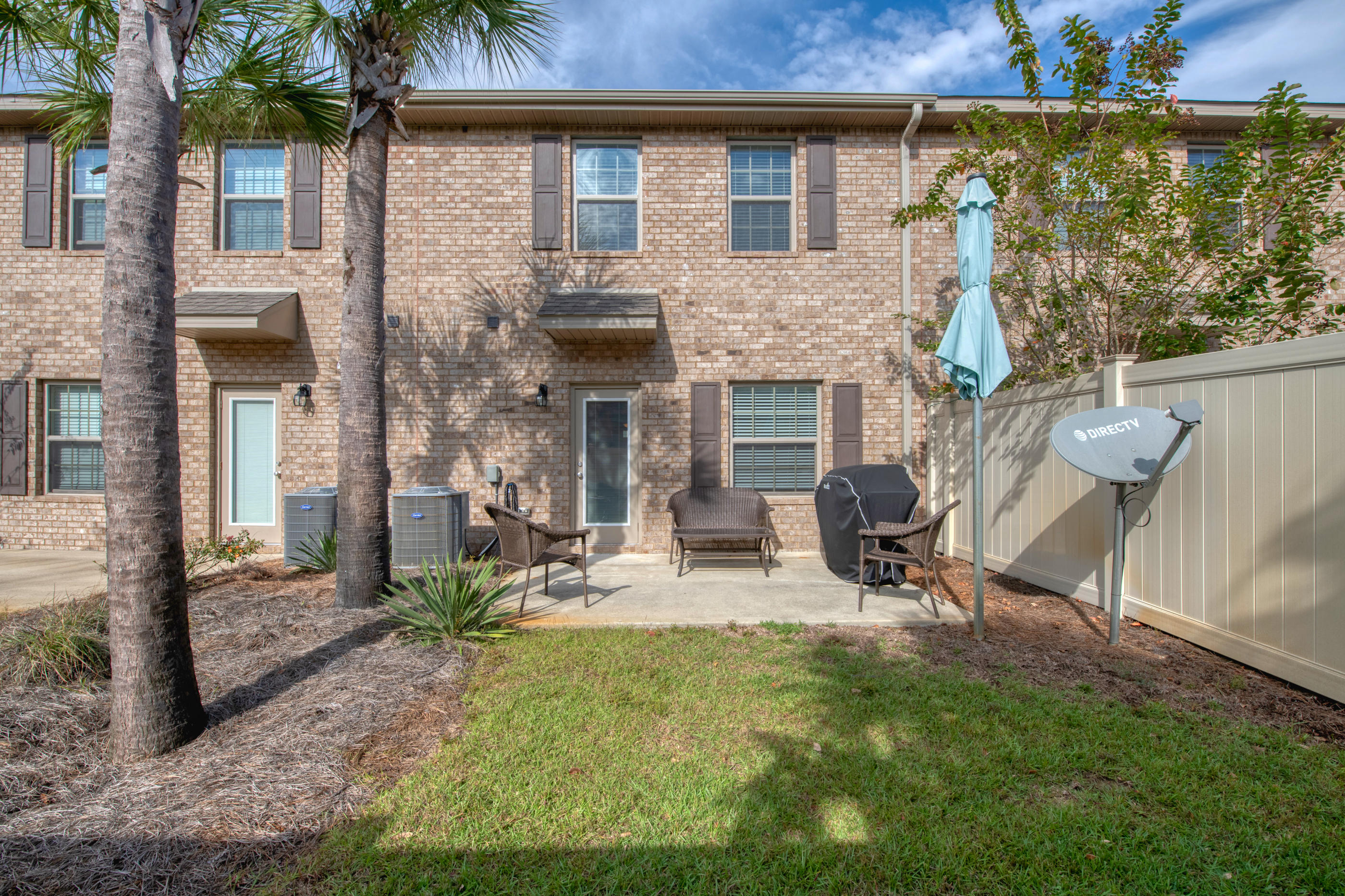 RESERVE POINTE - Residential