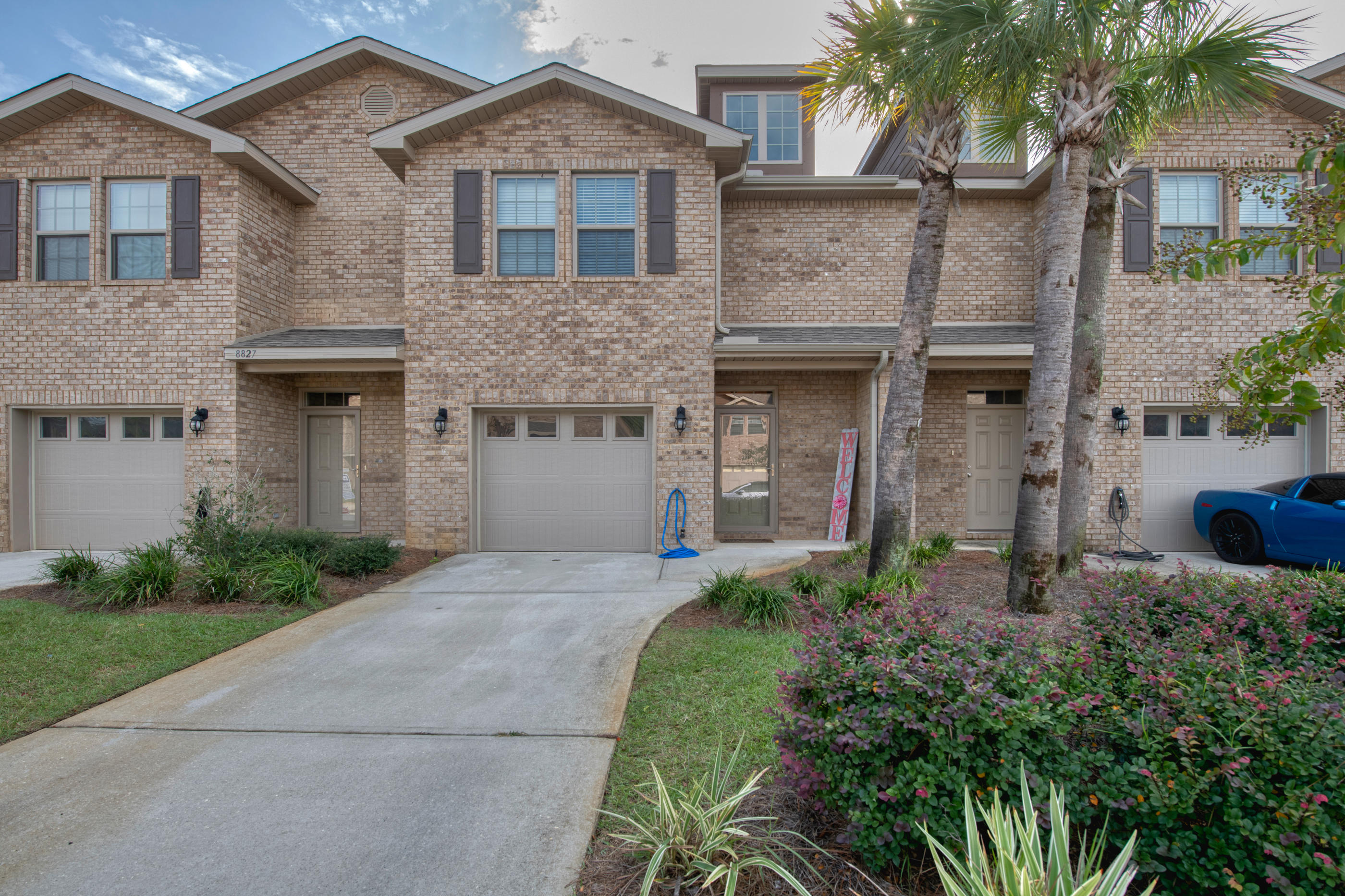 RESERVE POINTE - Residential