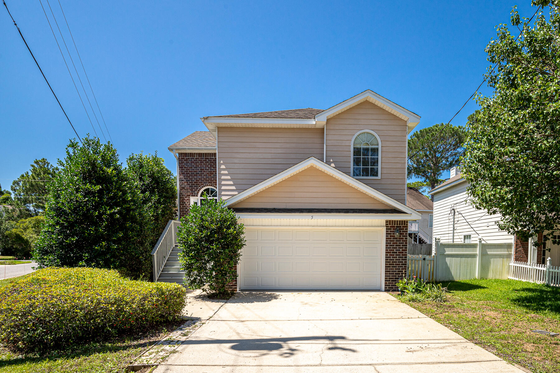 OLDE FLORIDA LAKES - Residential