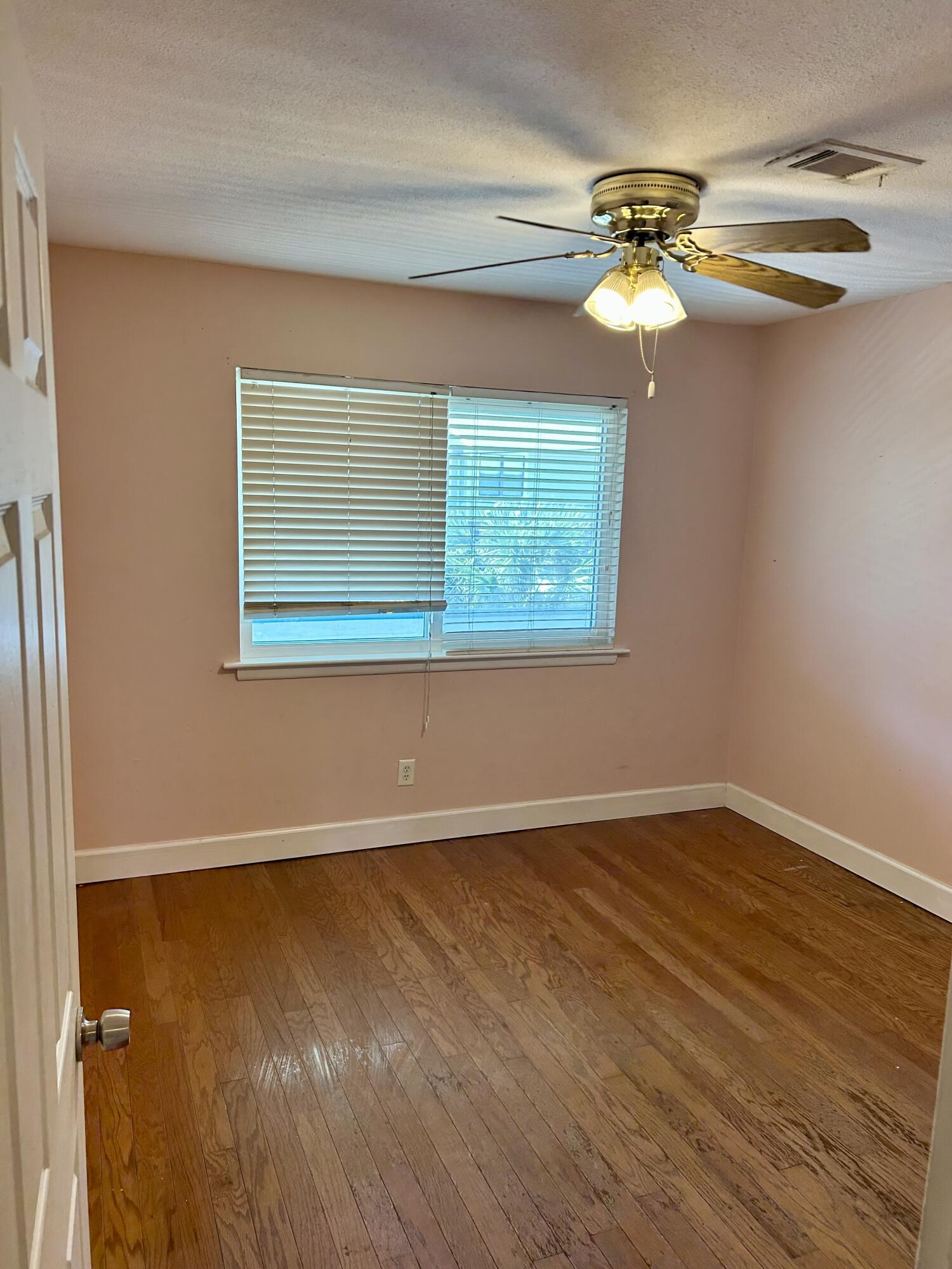 BAYVIEW WATERS CONDO - Residential Lease