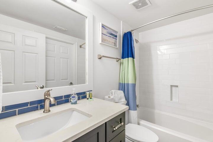 STERLING SHORES - Residential