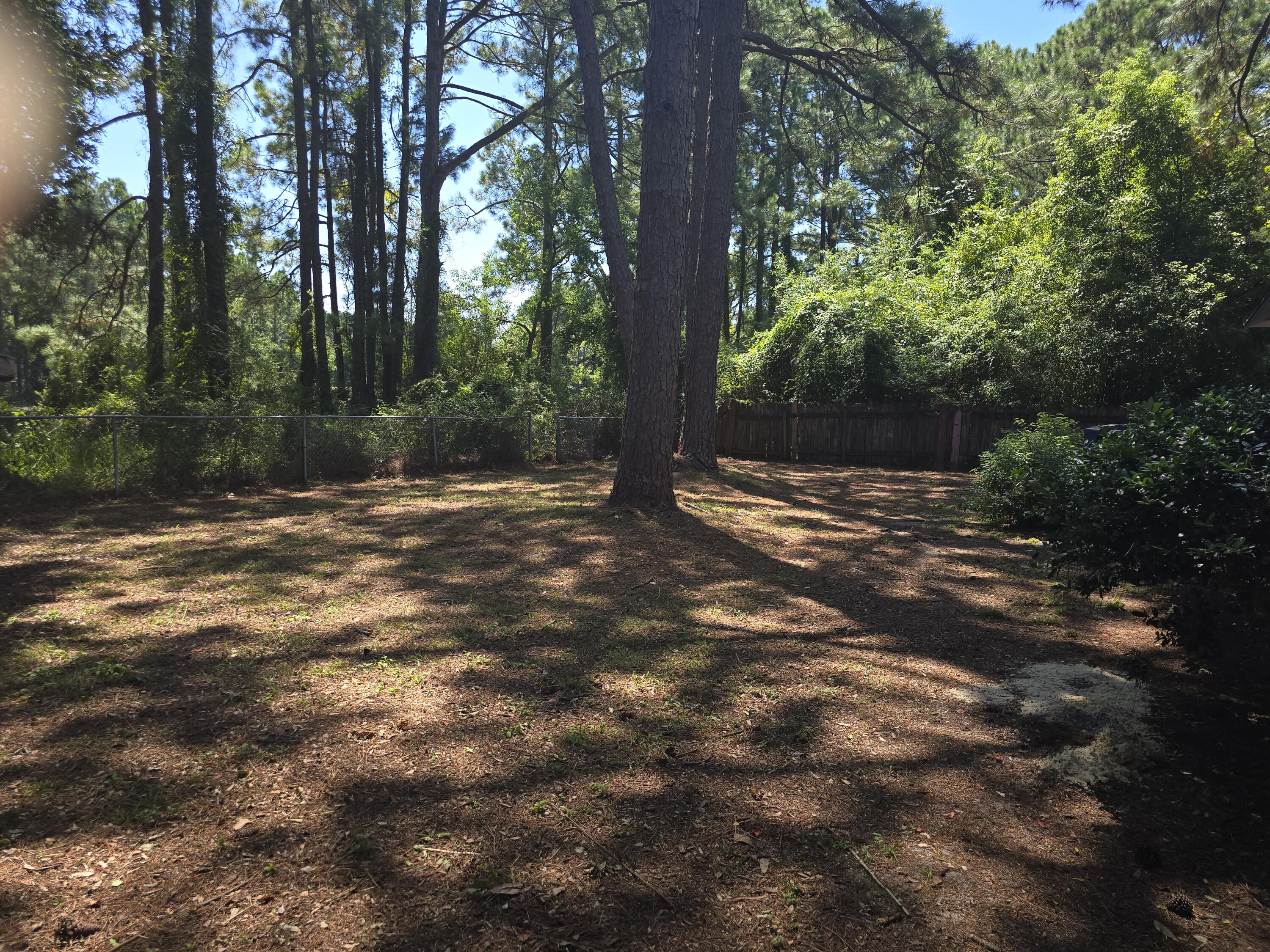 BERKSHIRE WOODS - Residential Lease