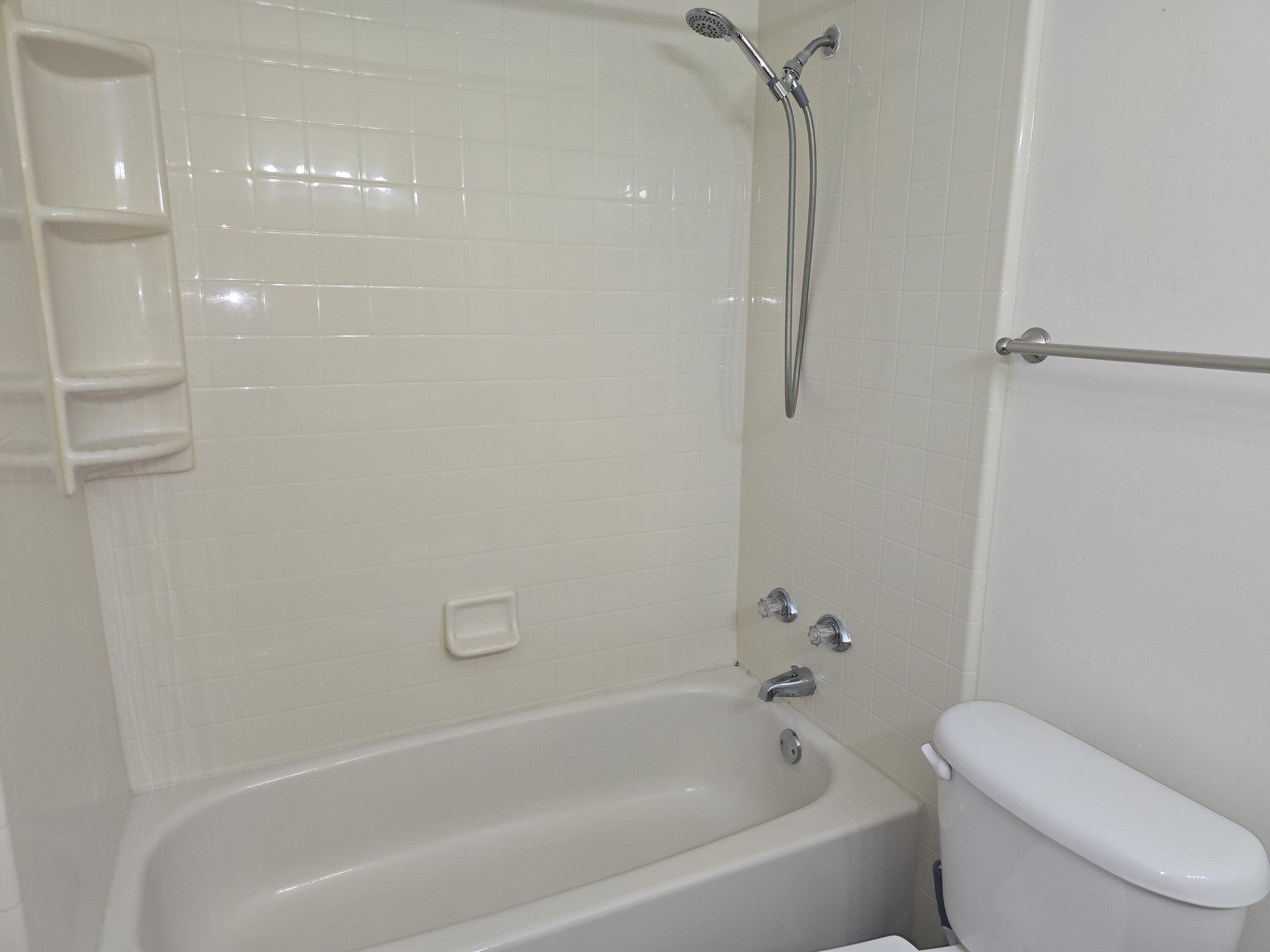 BERKSHIRE WOODS - Residential Lease