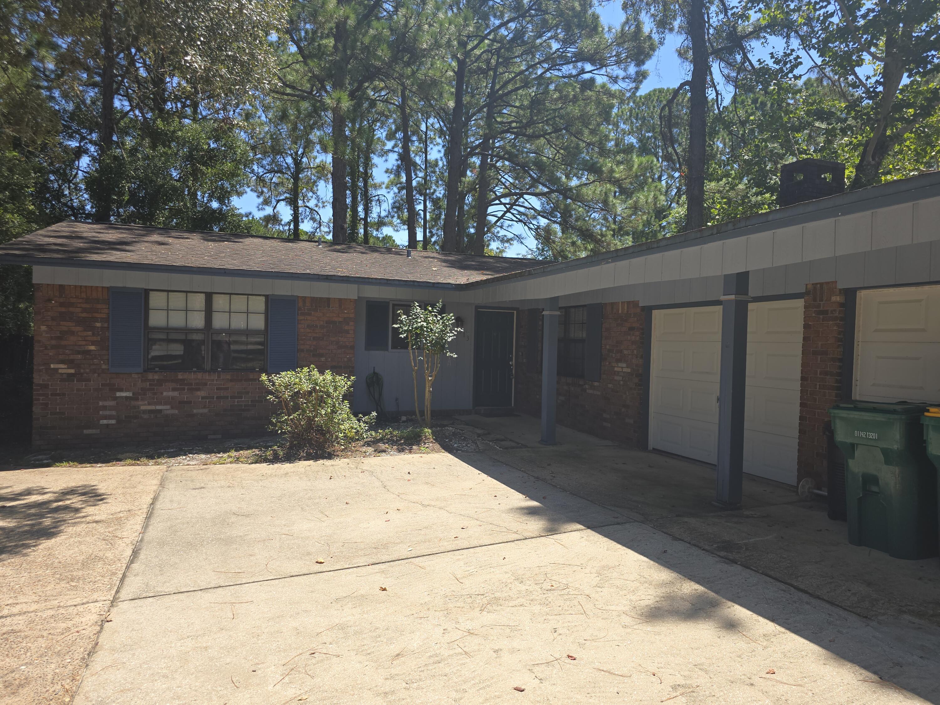 BERKSHIRE WOODS - Residential Lease