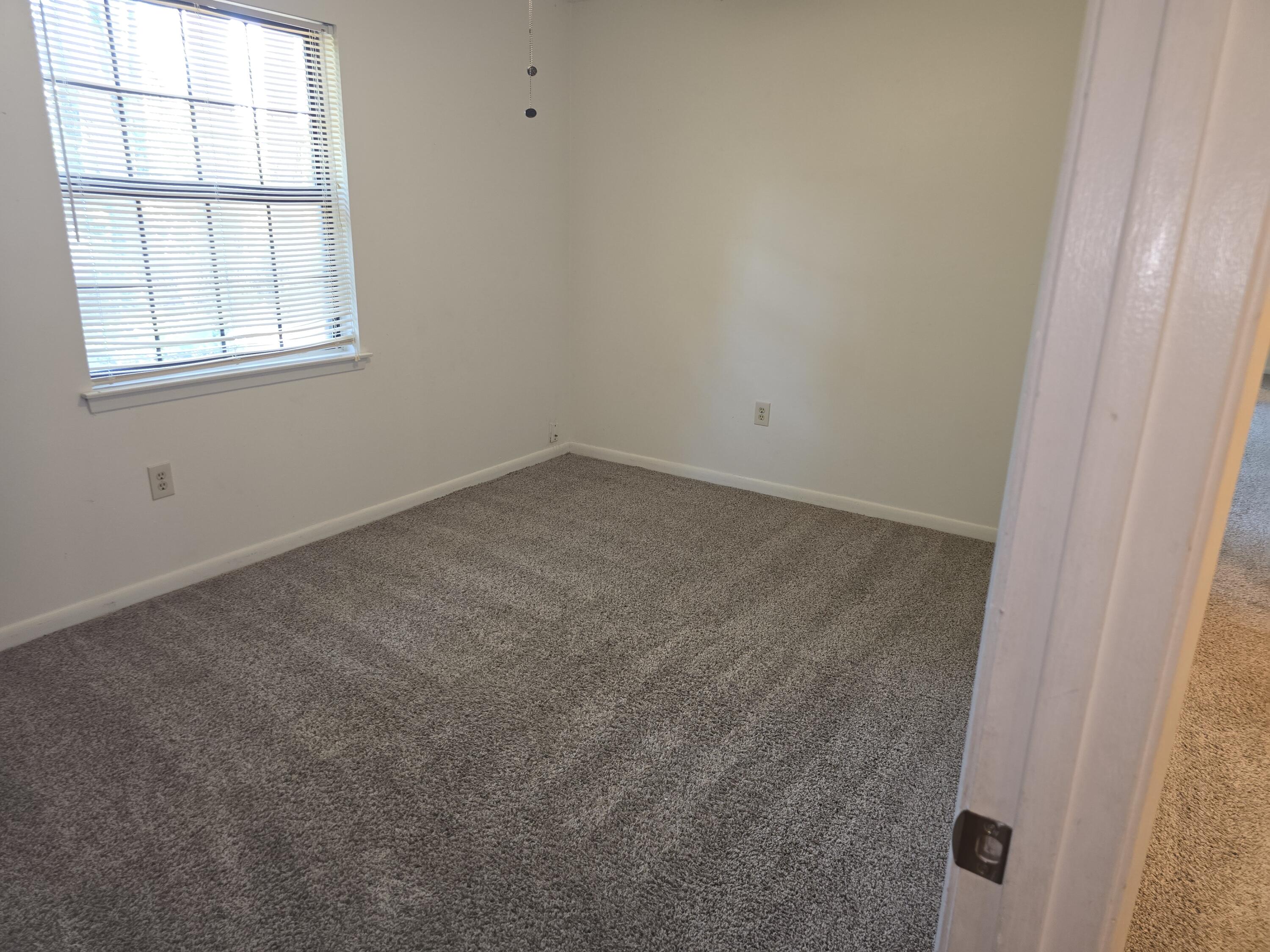 BERKSHIRE WOODS - Residential Lease