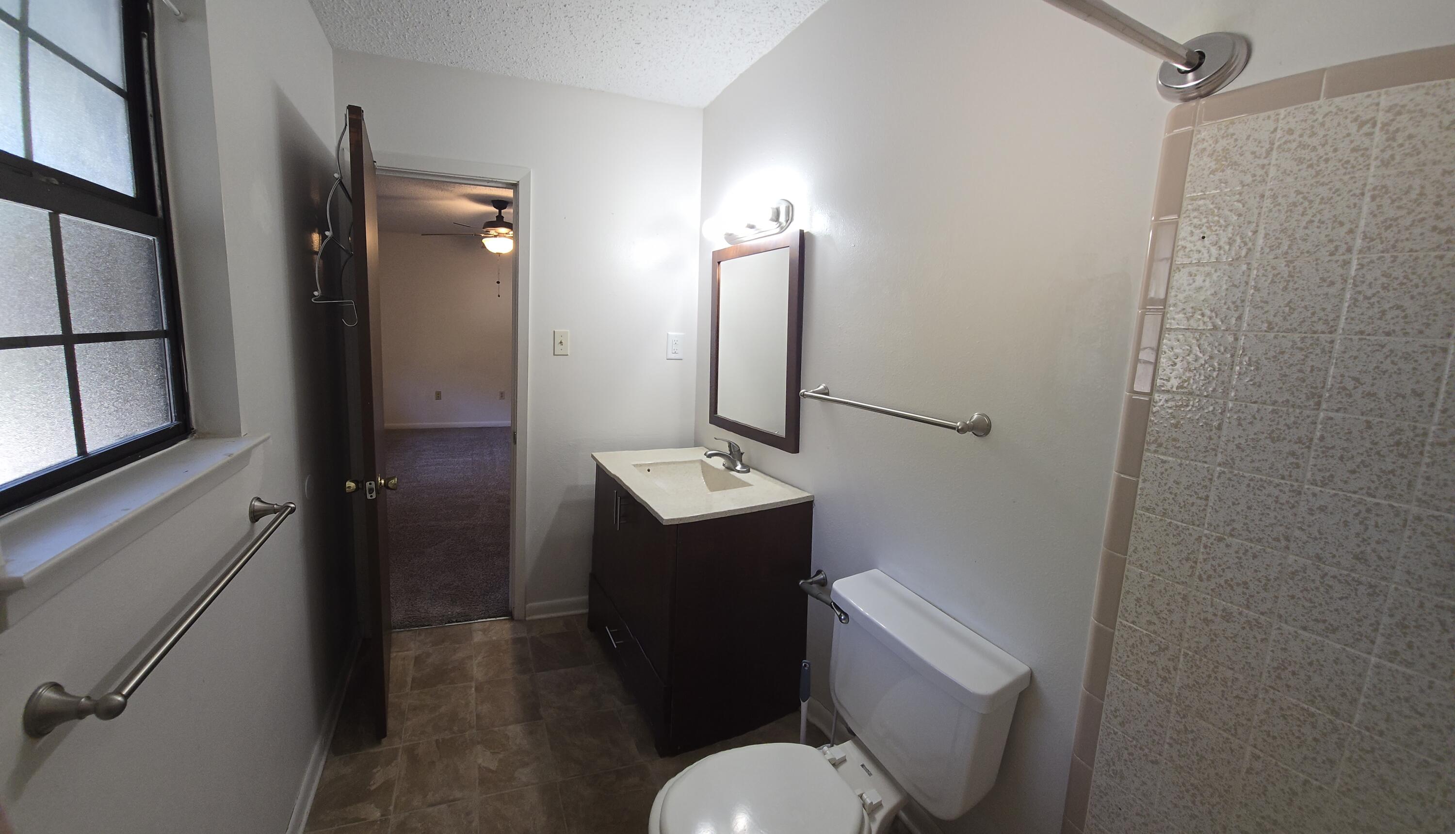 BERKSHIRE WOODS - Residential Lease