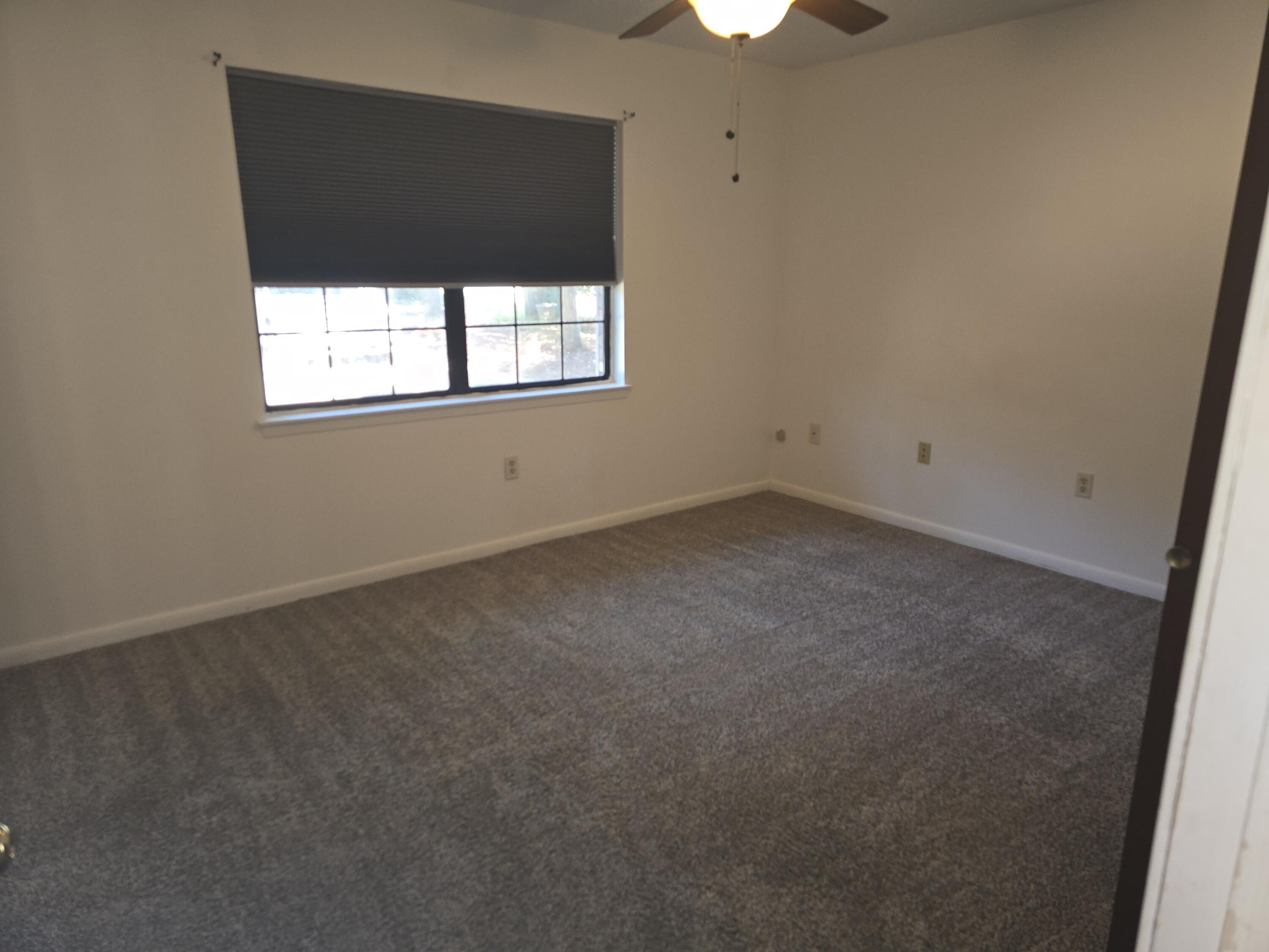 BERKSHIRE WOODS - Residential Lease