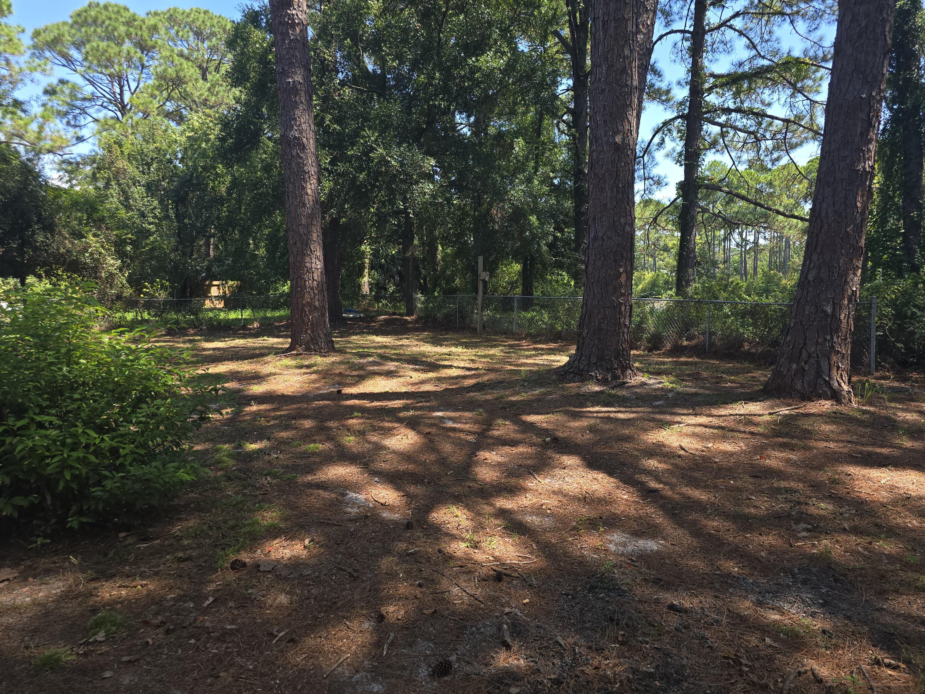 BERKSHIRE WOODS - Residential Lease