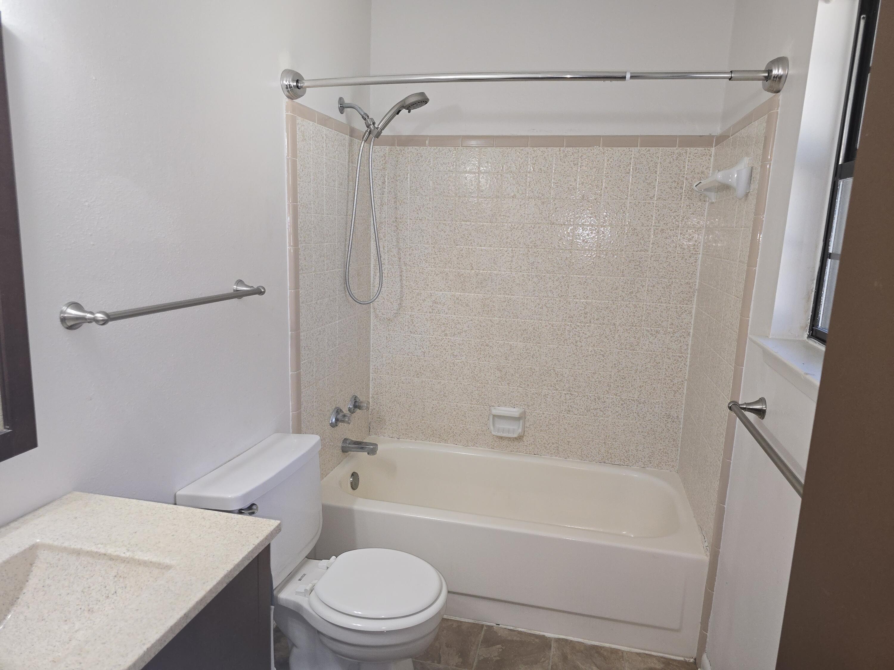 BERKSHIRE WOODS - Residential Lease