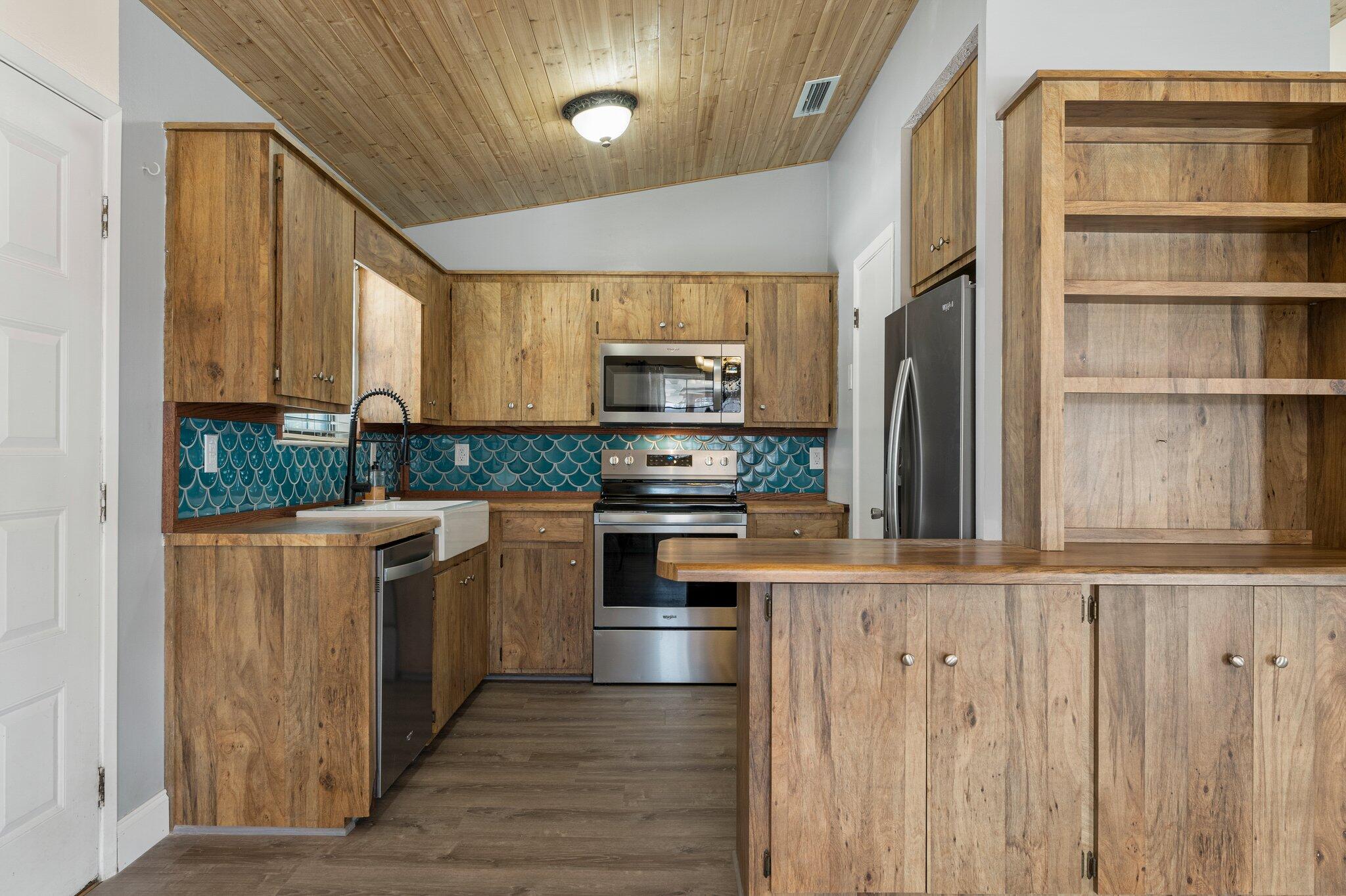 TREASURE COVE UNIT 2 - Residential