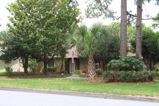 100 feet of deep water front, drawing approximately 8 feet on coveted Cinco Bayou. This is a solid brick home in an established neighborhood just waiting for a fresh start! It needs a lot of TLC which is why we have it listed way below market value. This home is being sold as is where is. It is the perfect opportunity to check water front living off the vision board and make it your own! Seller has an active termite bond since 2008 that transfers with the property and a recent general home inspection report for serious Buyers.
