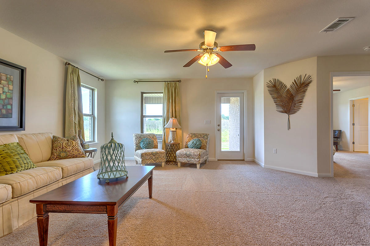 HAMMOCK BAY - Residential