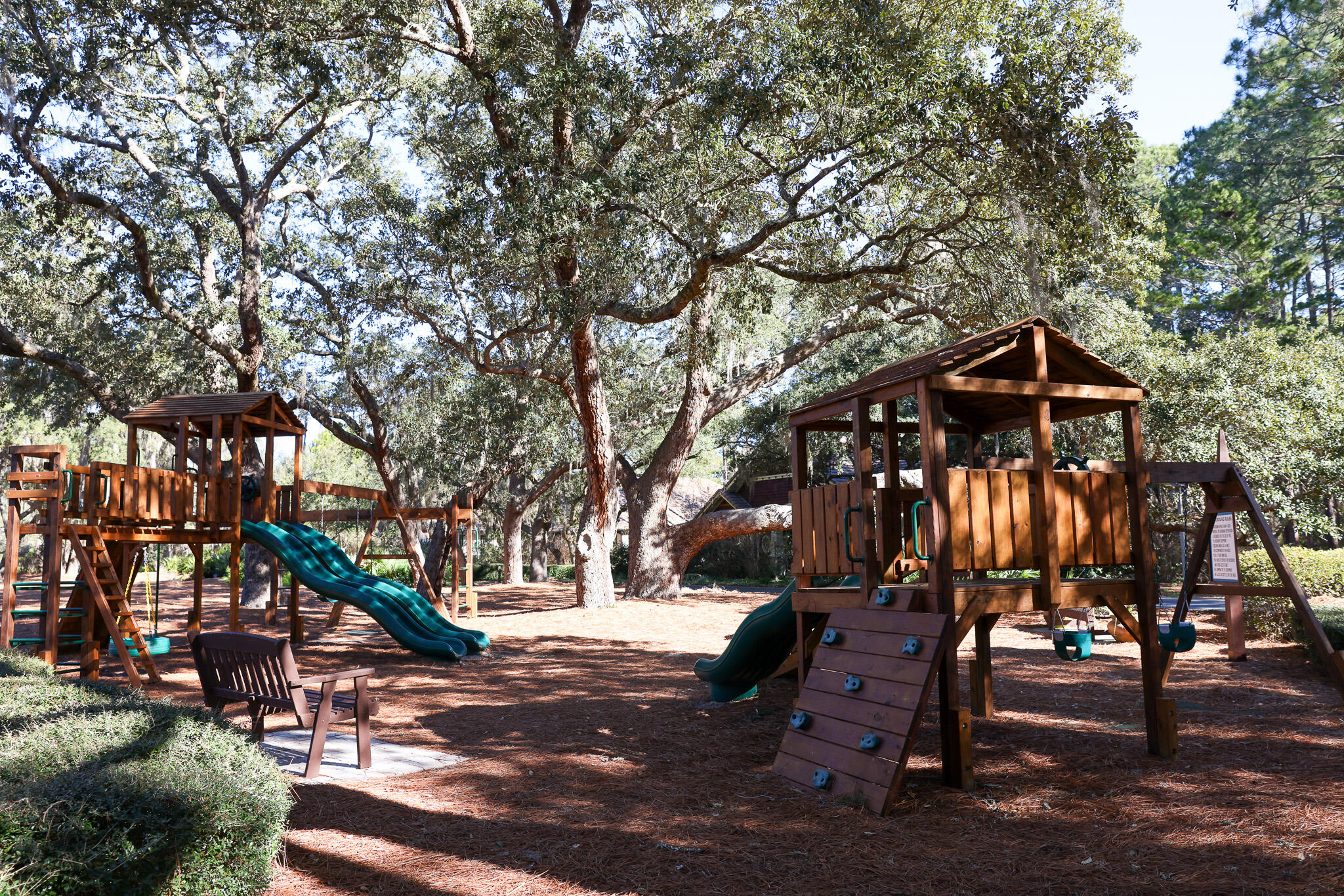 LAKESIDE LODGE AT PROSPECT POINT - Residential