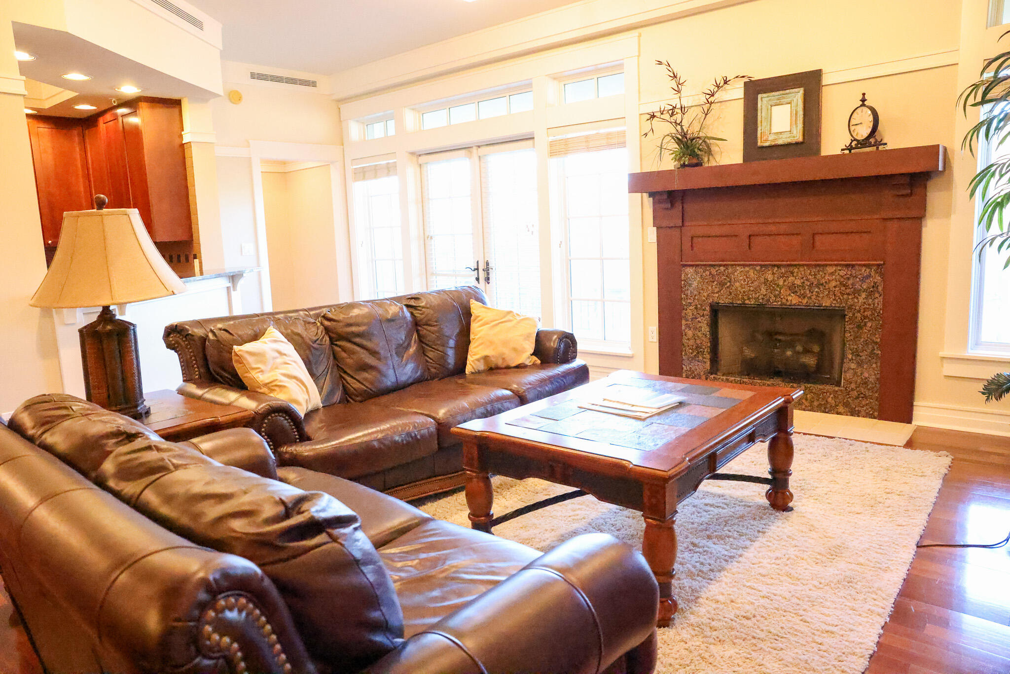 LAKESIDE LODGE AT PROSPECT POINT - Residential