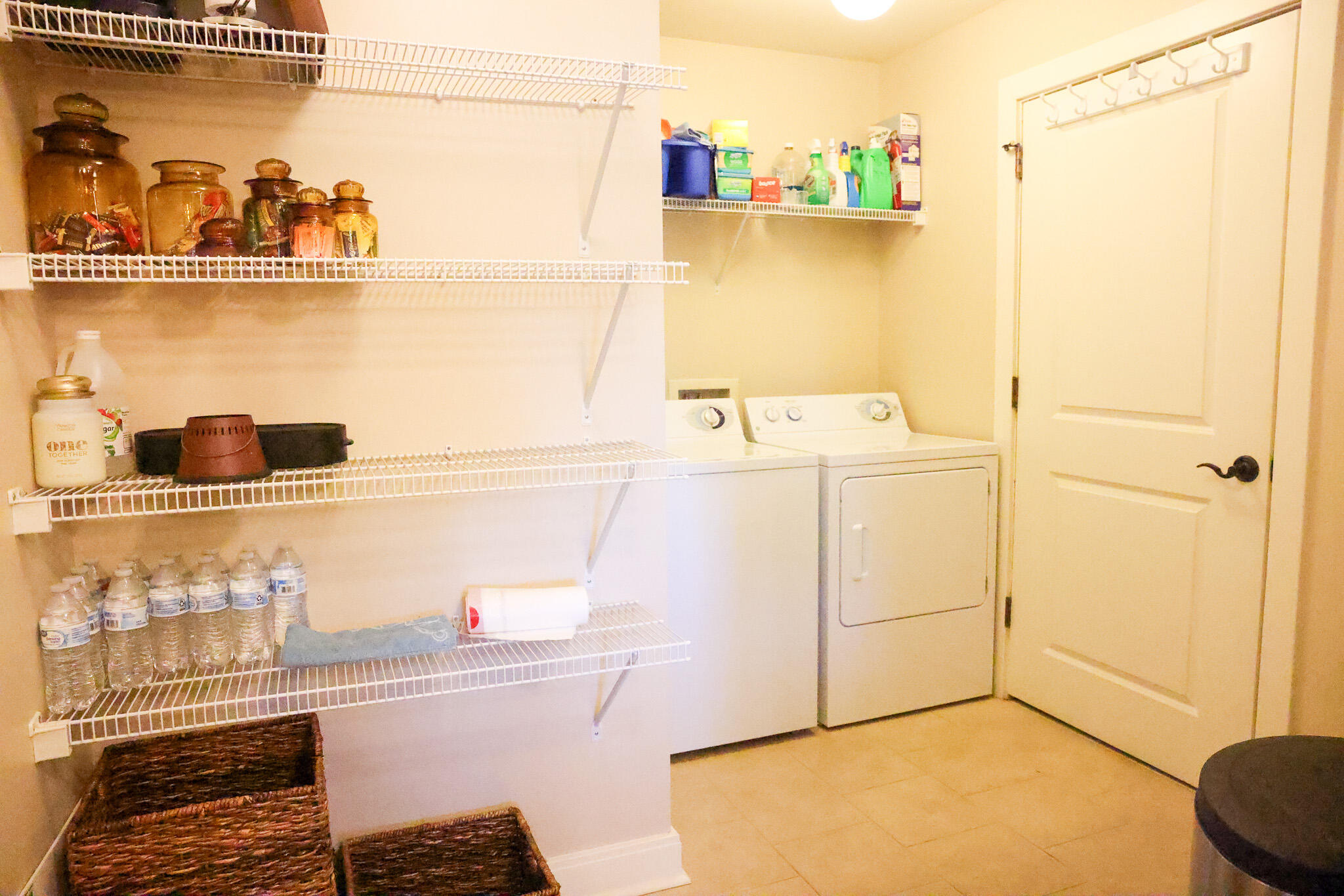 LAKESIDE LODGE AT PROSPECT POINT - Residential