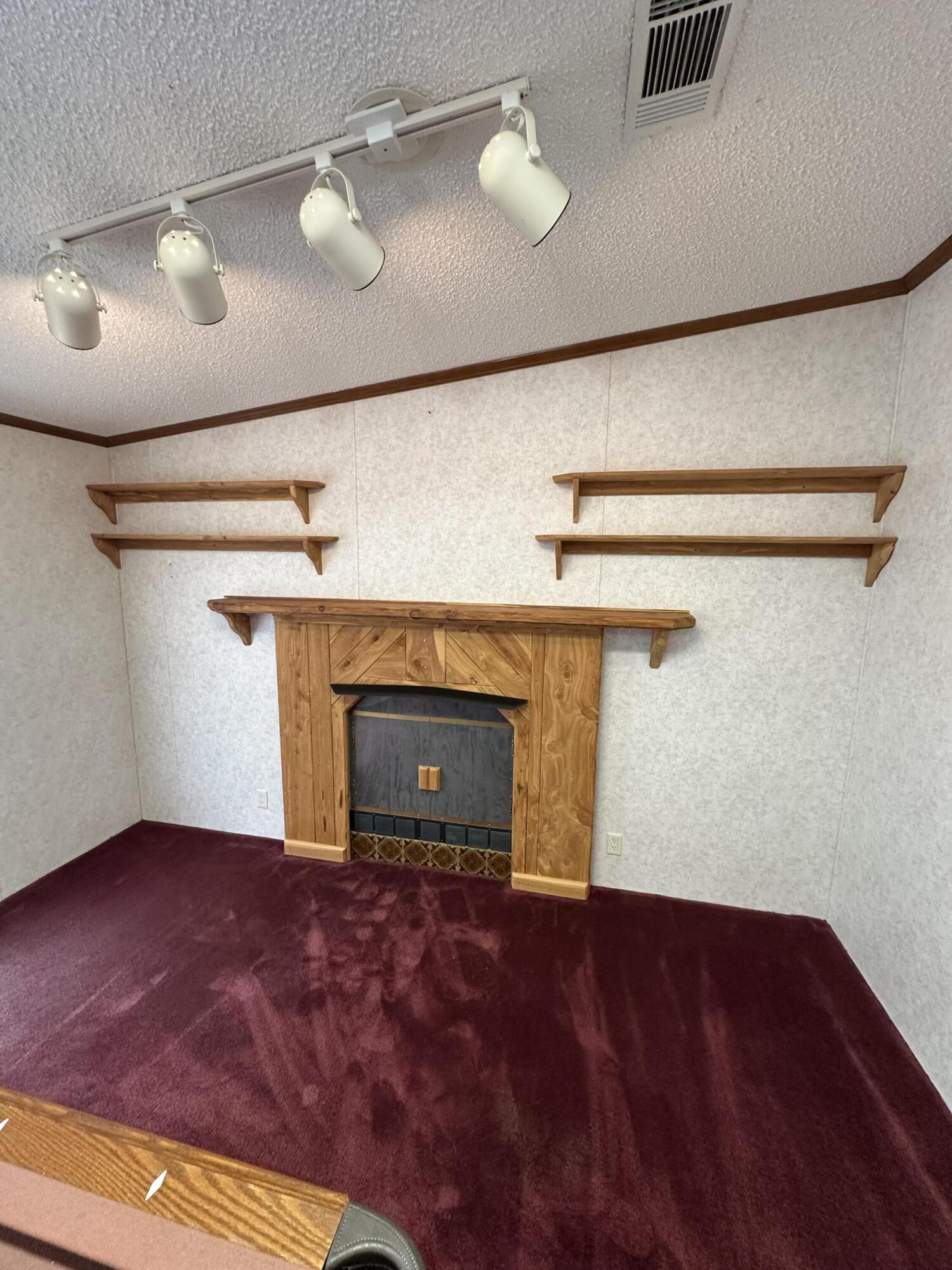 NO RECORDED SUBDIVISION - Residential