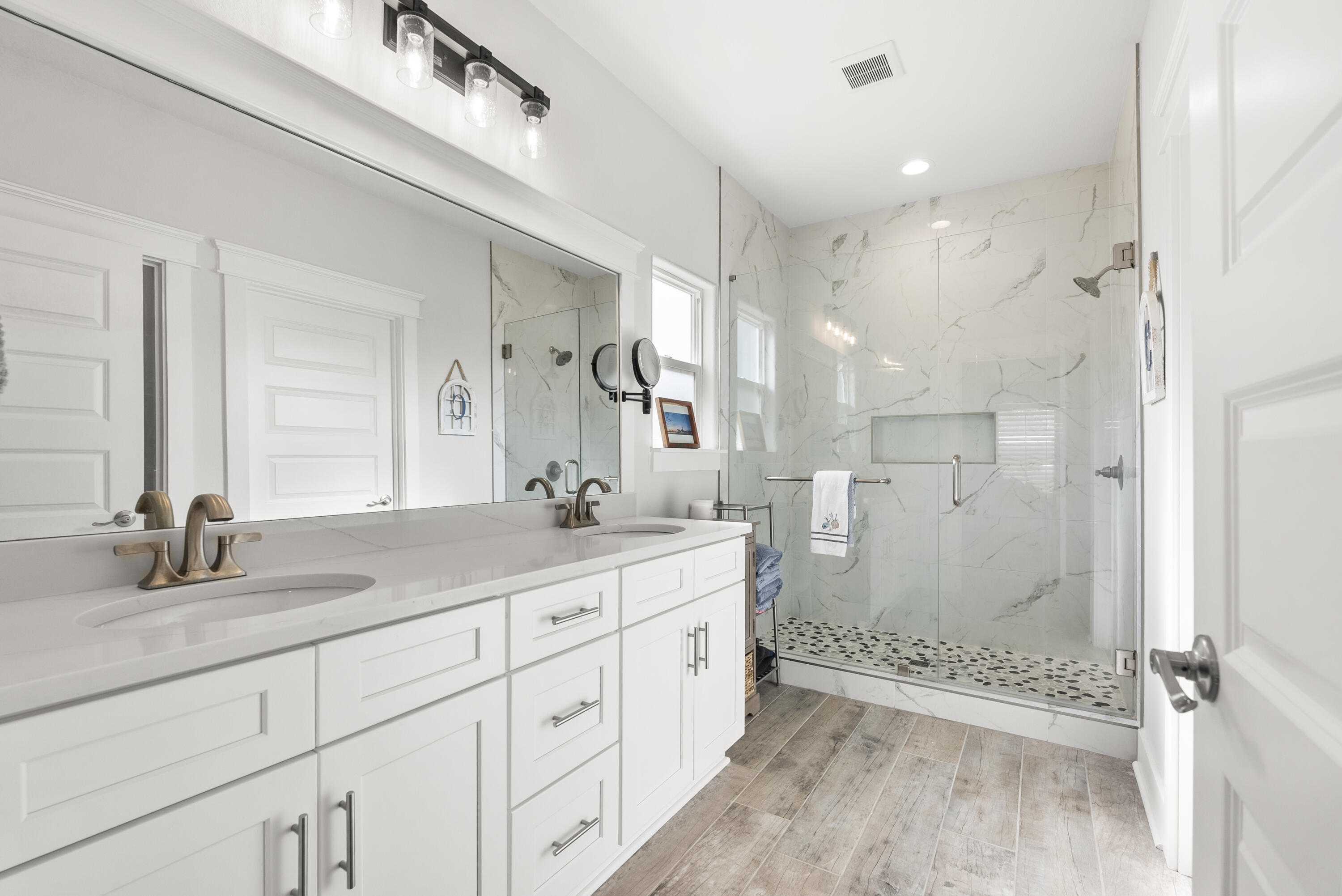 Laguna Haven - Residential