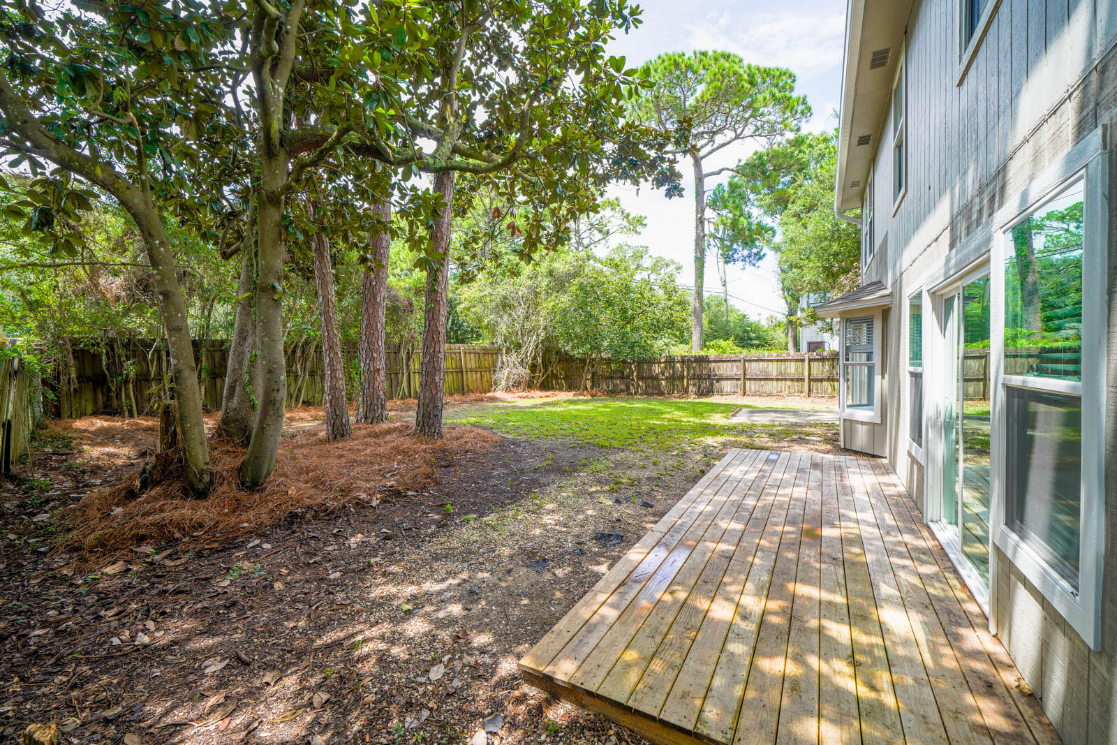 MARY ESTHER - Residential