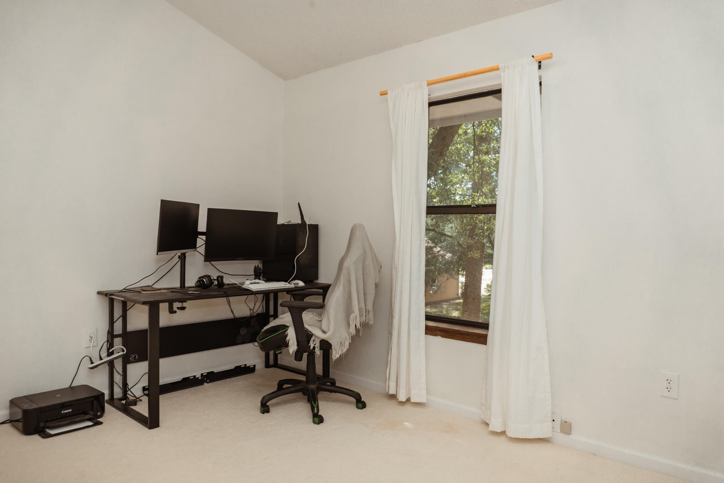 PAGE PLACE - Residential Lease