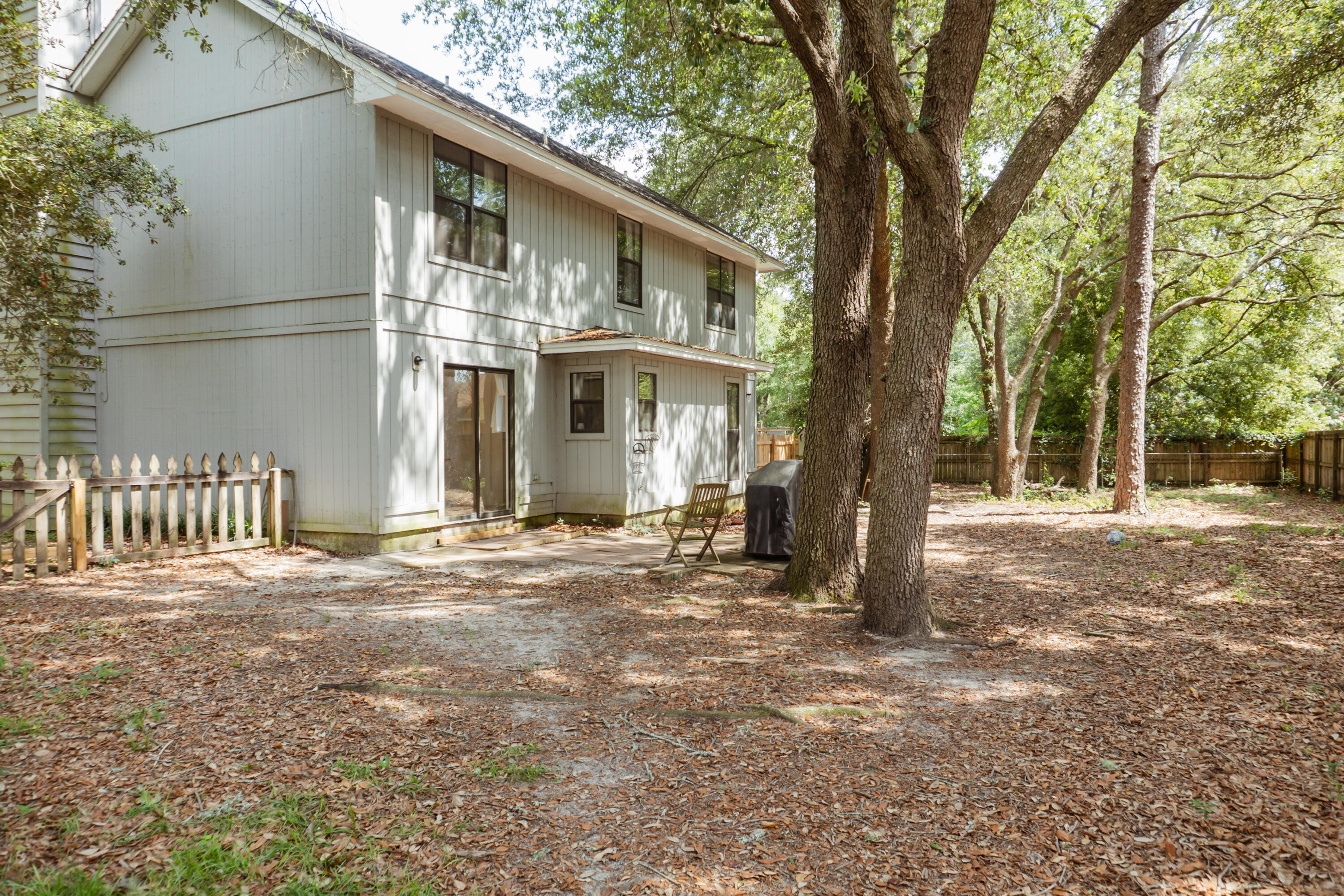 PAGE PLACE - Residential Lease