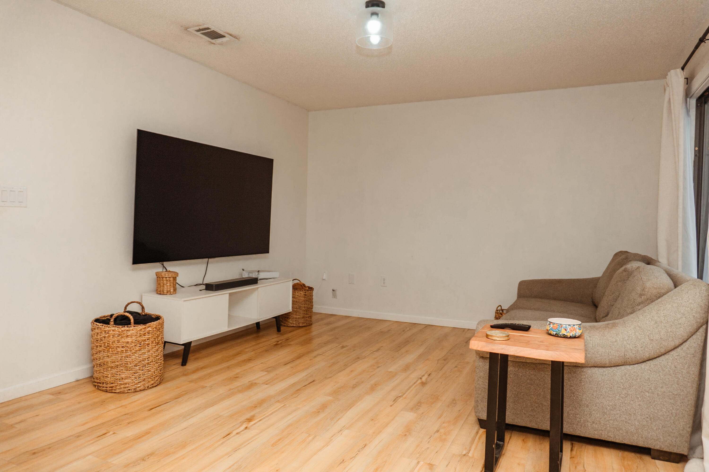PAGE PLACE - Residential Lease