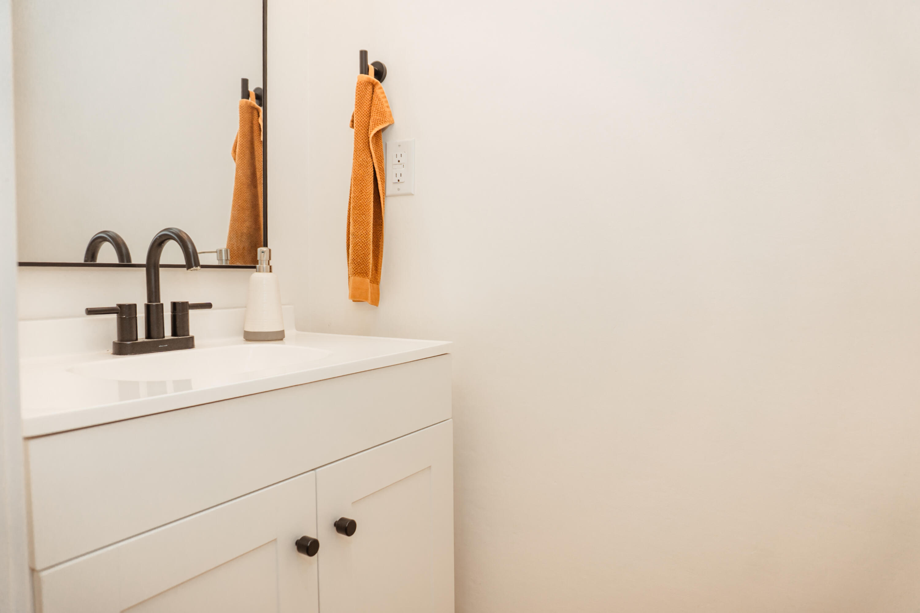 PAGE PLACE - Residential Lease