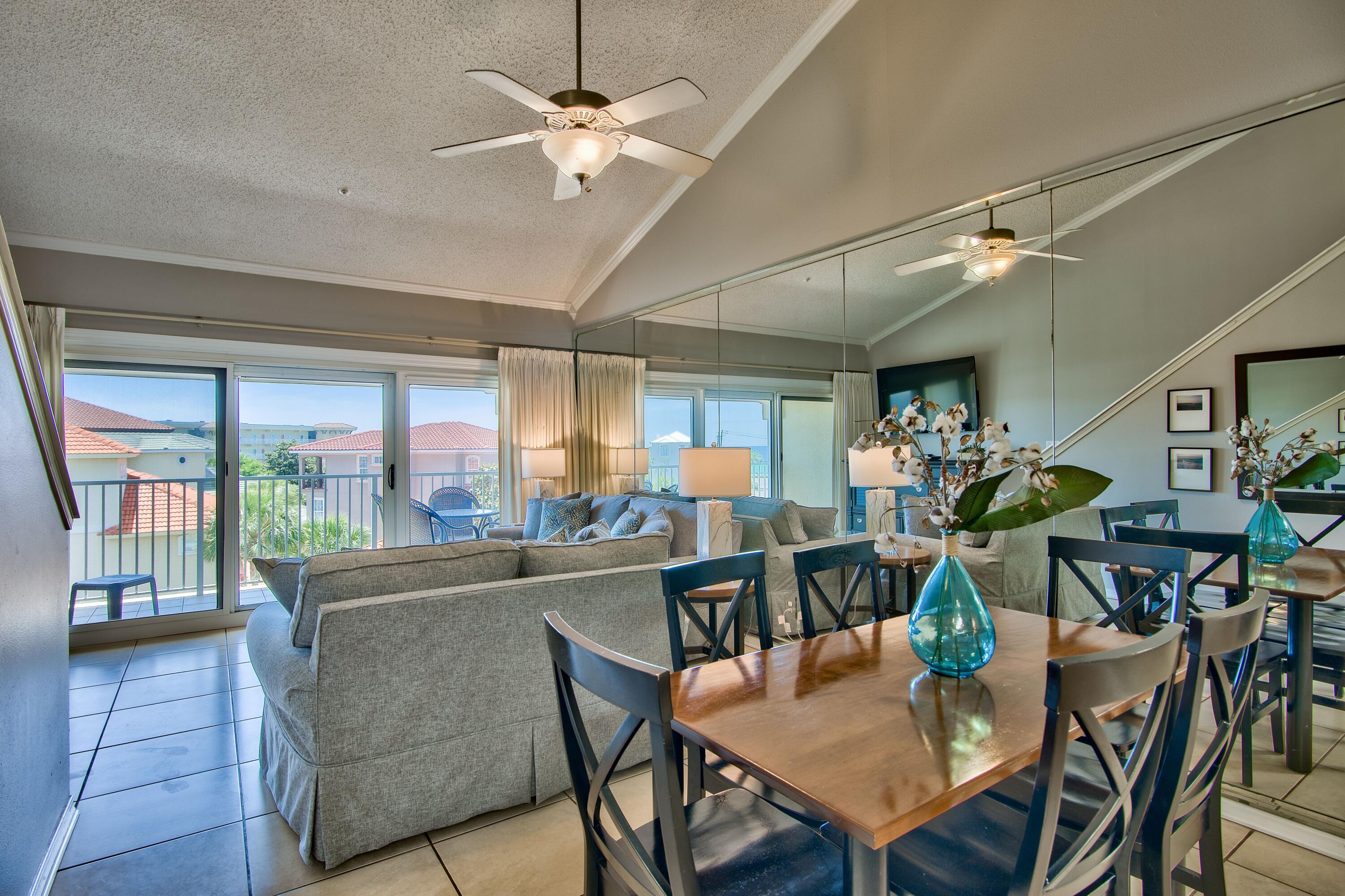 MARAVILLA CONDO 2 - Residential