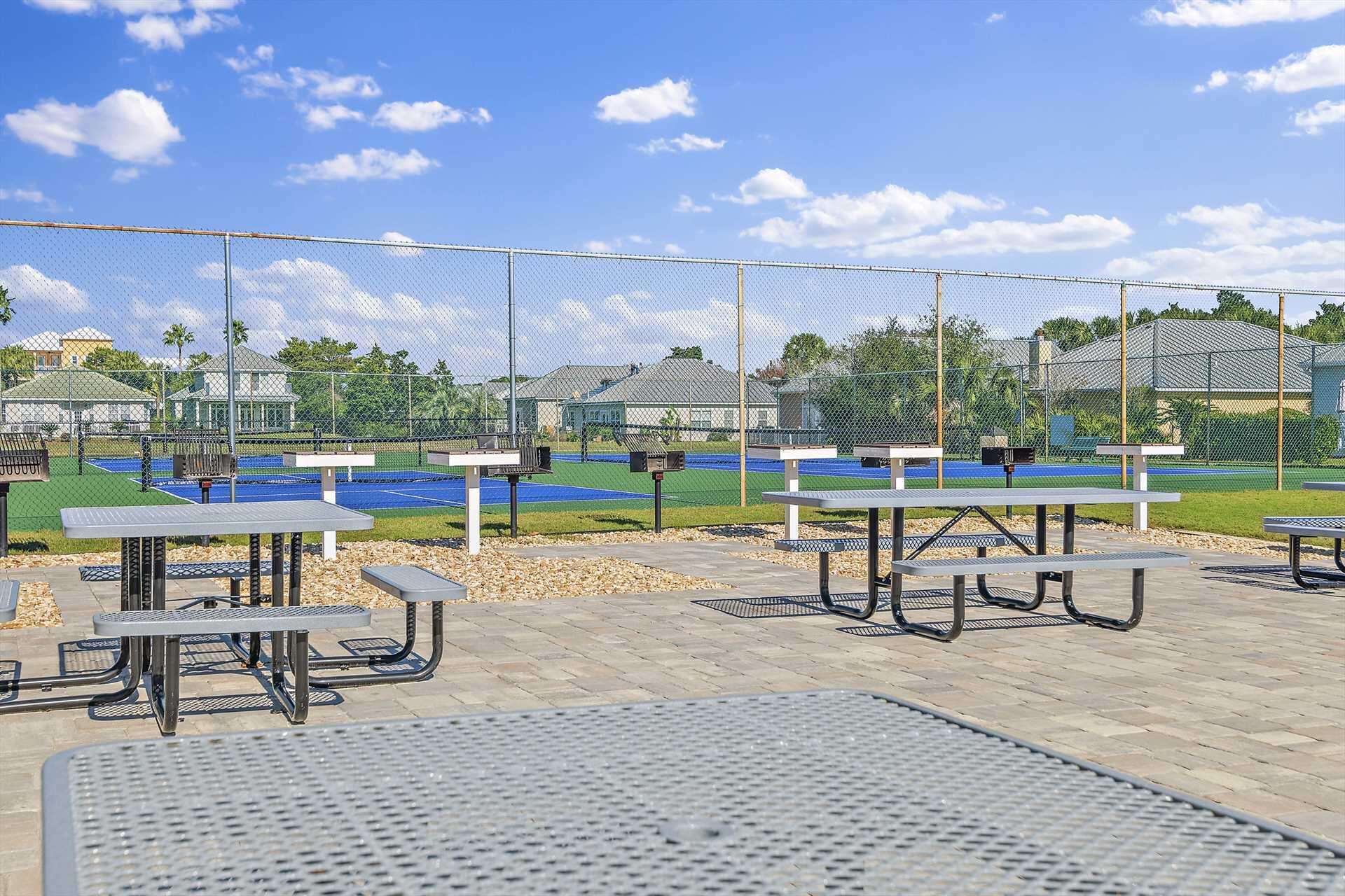 MARAVILLA CONDO 2 - Residential