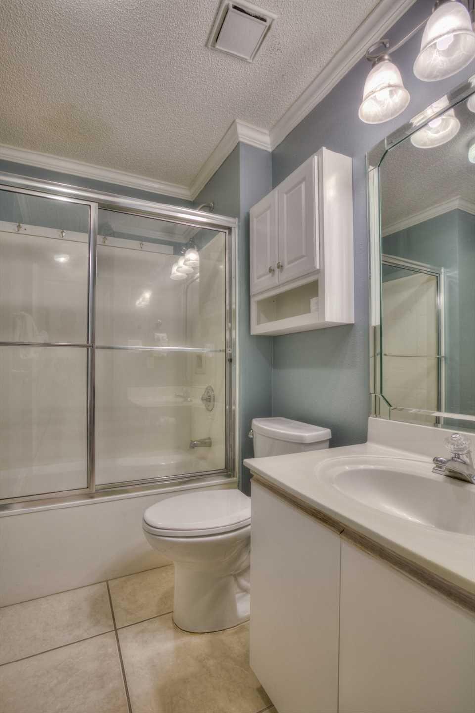 MARAVILLA CONDO 2 - Residential