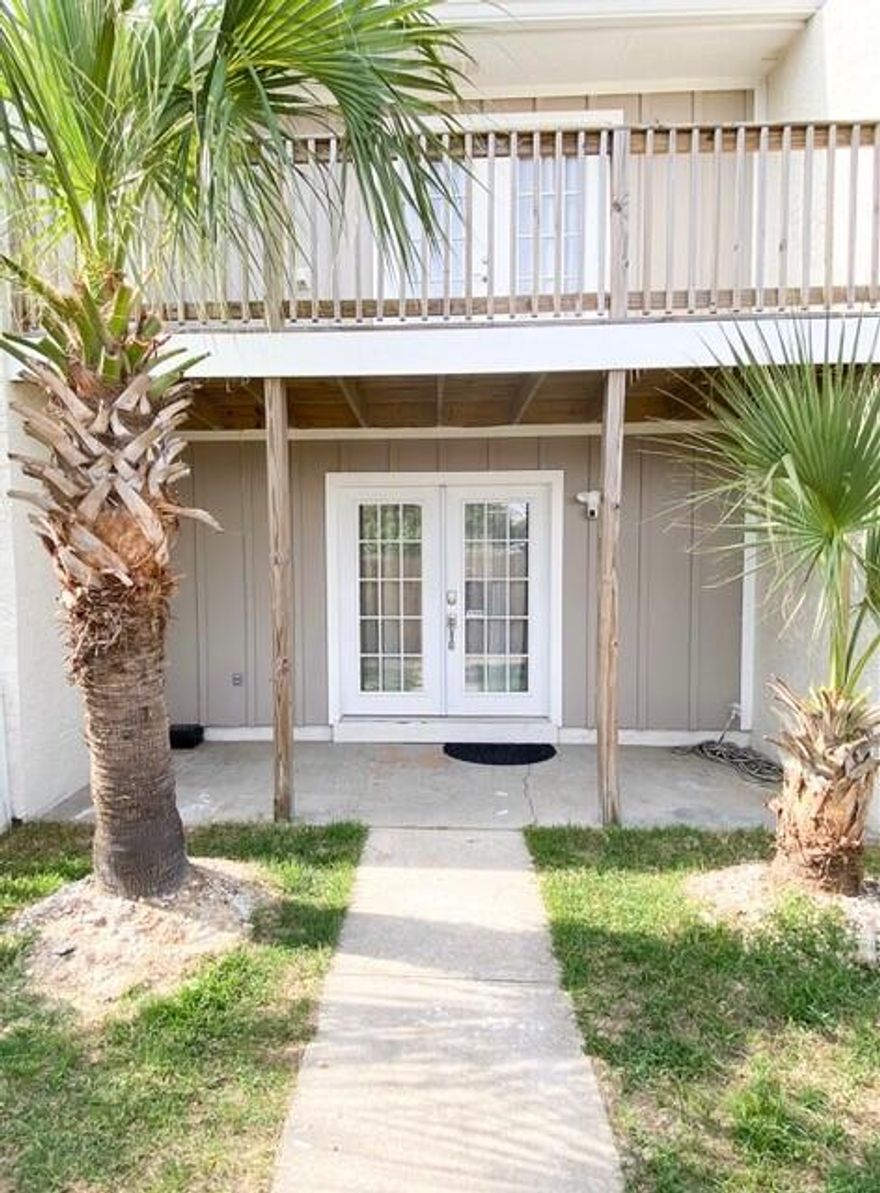 ALMOST 10K ON THE BOOKS FOR JUNE RENTALS! Beautifully updated and renovated townhome. It is turnkey ready as a vacation rental, second home or your next primary residence. The 2022 updates include: -new waterproof lvl floors and underlay-ship lap throughout bottom floor and stairs-all new appliances in kitchen and laundy-kitchen refinished cabinets with quartz counters-all new kitchen and bathroom plumbing -fully remodeled bathrooms-all new paint, doors, trim, hardware, fans, fixtures-wifi cameras and smart-locks-all new Ashley furniture and Roku smart tvs-multiple sets of bedding and owners closet smart lockRoof replaced within last 5 years No HOA or building fees