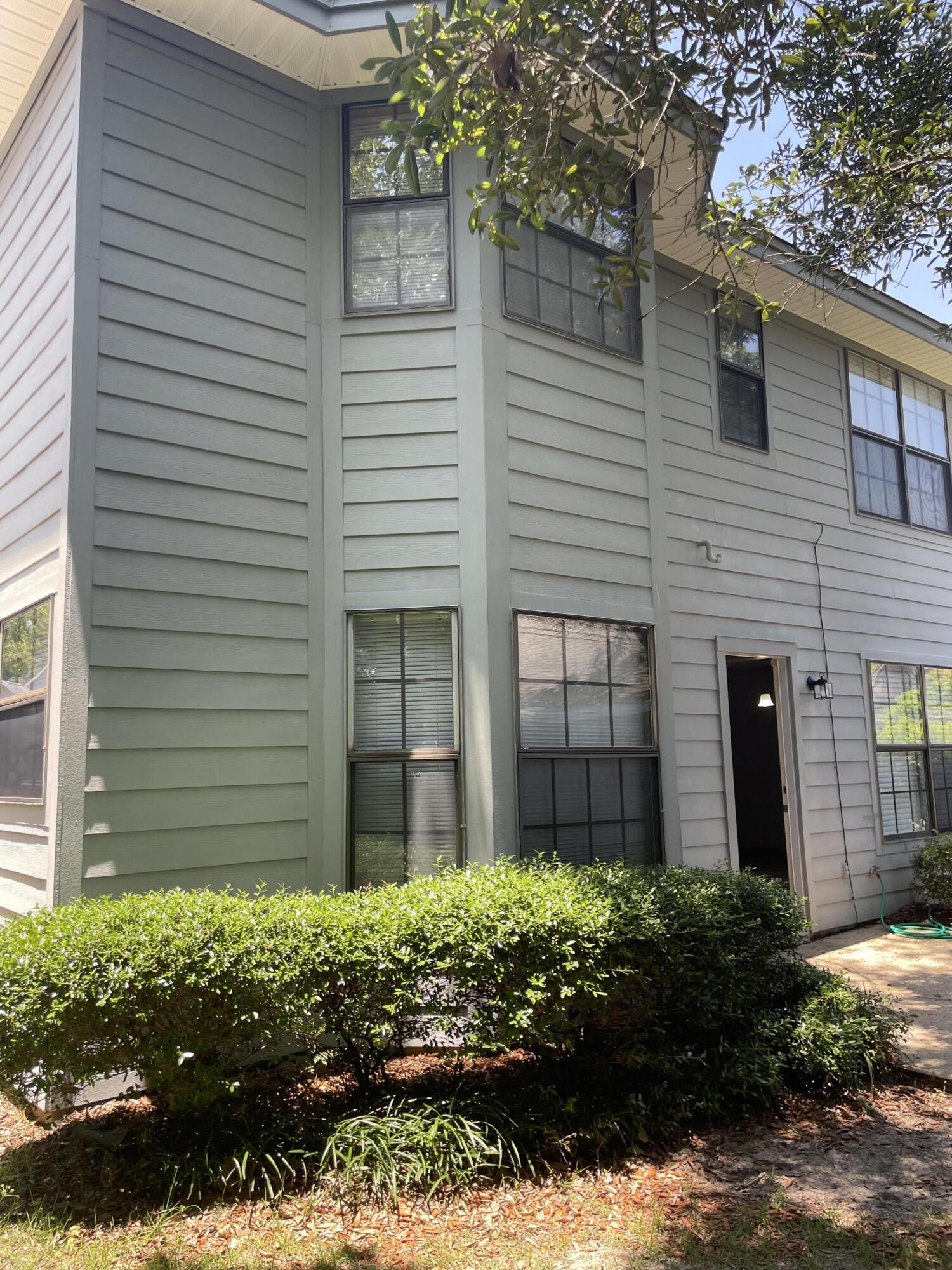 CROSSWINDS - Residential Lease