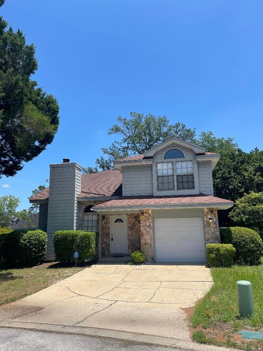 Great location for this 2 bedroom, 1 1/2 bath home. Nice size living room with a fireplace, separate dining area. Kitchen has an eat in area, and all appliances including a built in microwave. Privacy fenced back yard and one car garage. Conveniently located to schools, hospital, and military bases.Renter's liability insurance is required. No pets allowed.Lawn service is included.