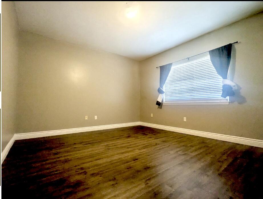 COLLEGE PARK CONDO - Residential