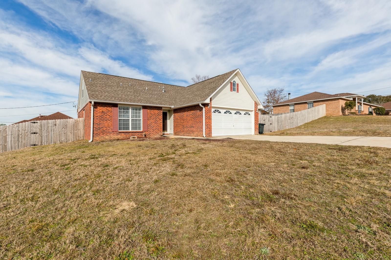 RIVERCHASE S/D PH 1 - Residential