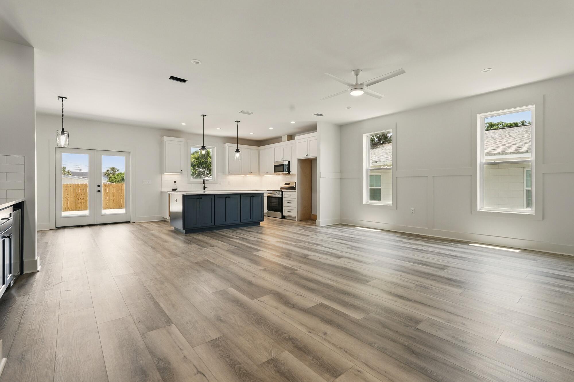LAGUNA BEACH 7TH ADDN - Residential