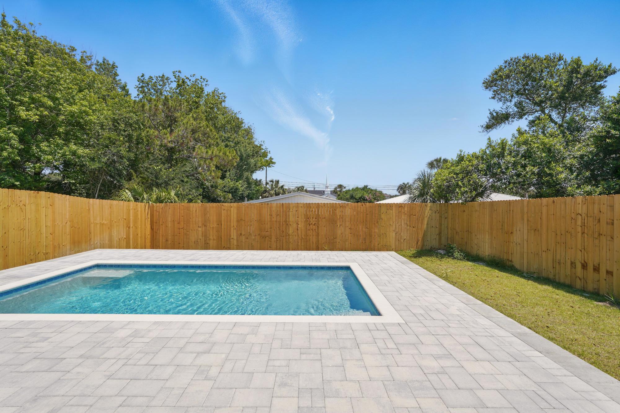 LAGUNA BEACH 7TH ADDN - Residential