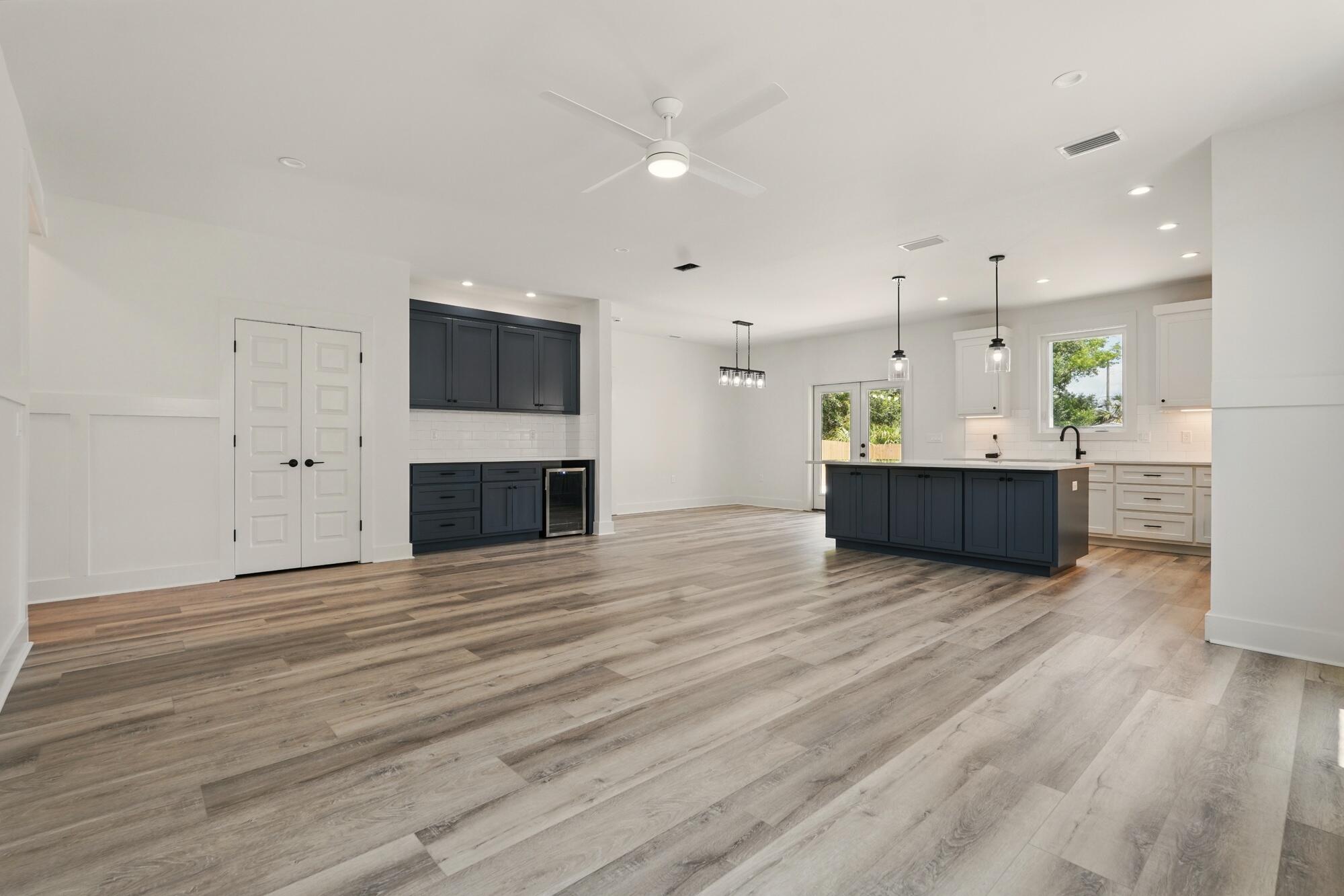 LAGUNA BEACH 7TH ADDN - Residential