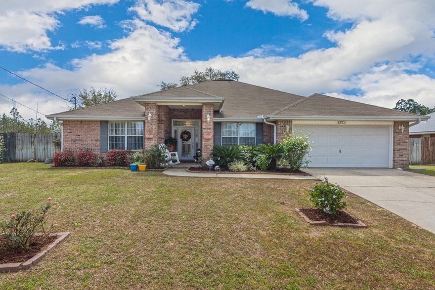 This all brick home utilizes every square inch of the 2400 sq ft. Awesome layout features two master bedrooms. In addition to the bedrooms there is a formal living and a formal dining room. Fireplace, Level Yard and South Crestview!